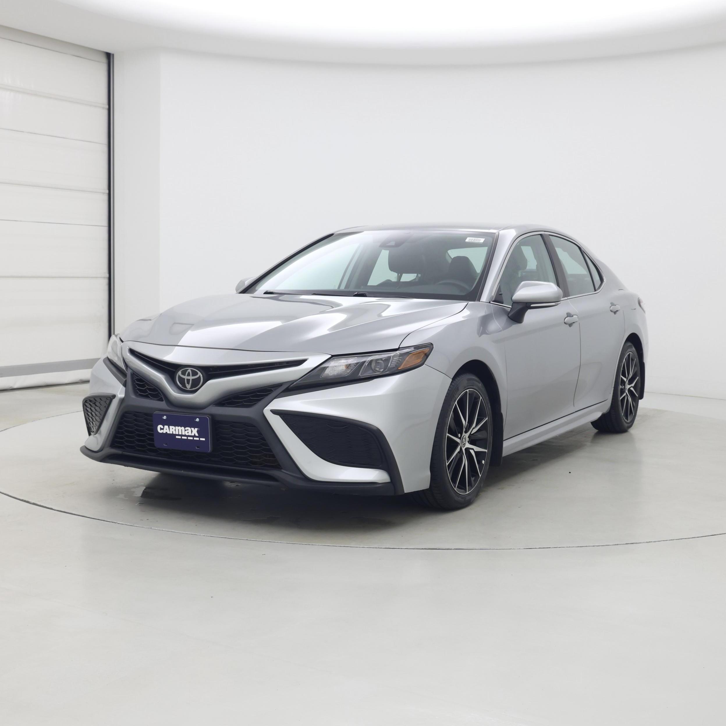 Thumbnail: 2022 Toyota Camry - 4