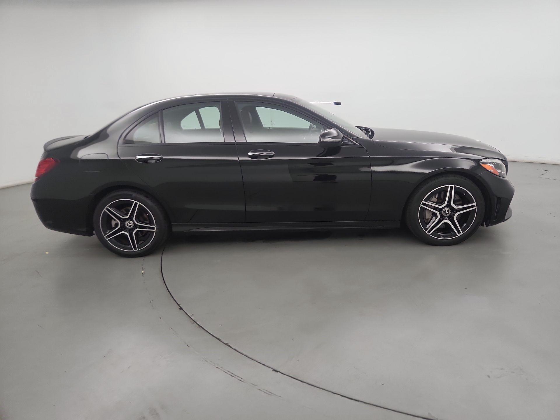 Thumbnail: 2020 Mercedes-Benz C-Class - 4