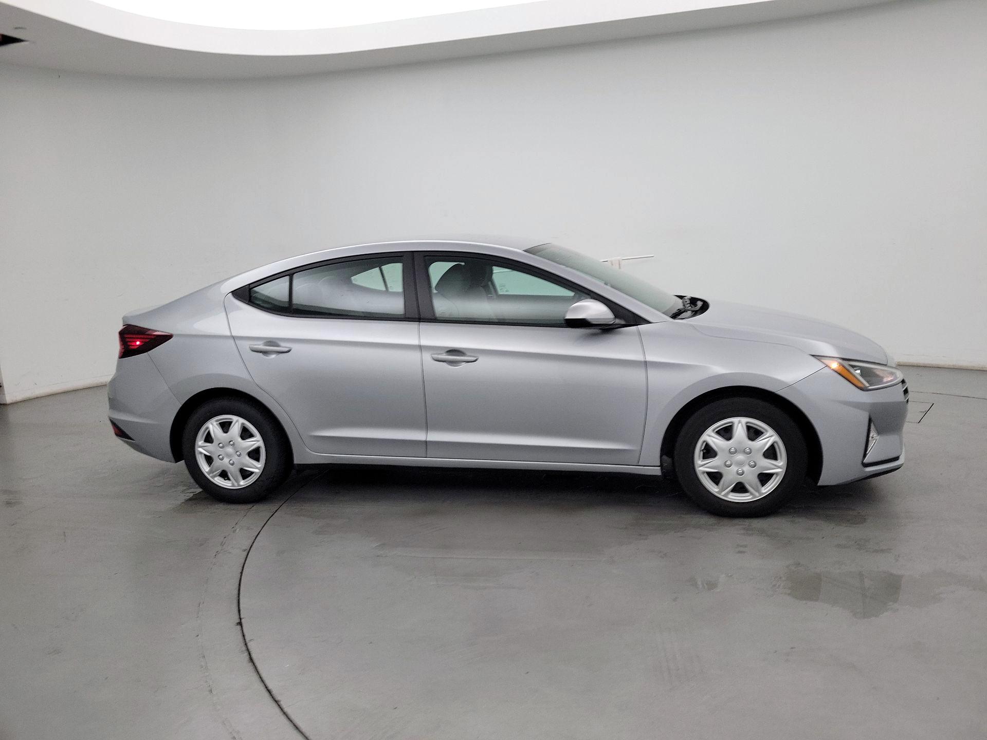 Thumbnail: 2020 Hyundai Elantra - 4