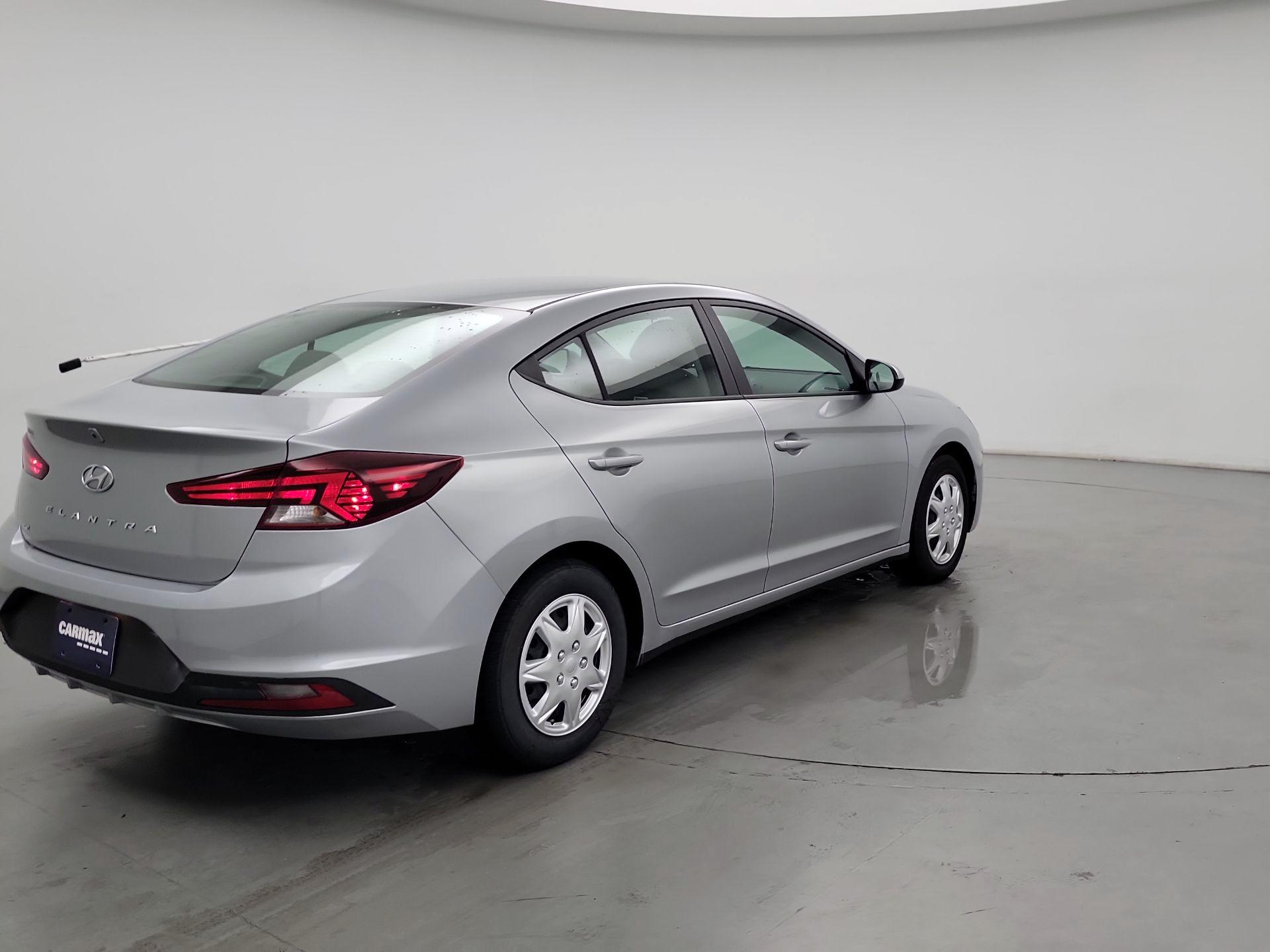 Thumbnail: 2020 Hyundai Elantra - 5