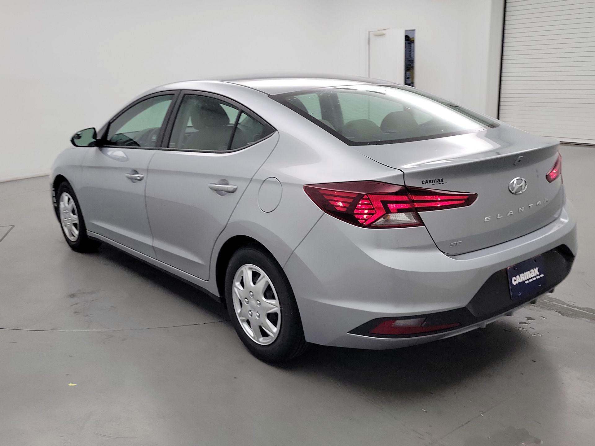 Thumbnail: 2020 Hyundai Elantra - 7