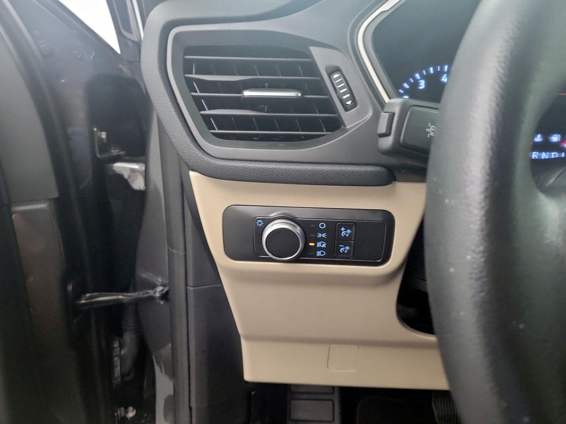 Thumbnail: 2020 Ford Escape - 11