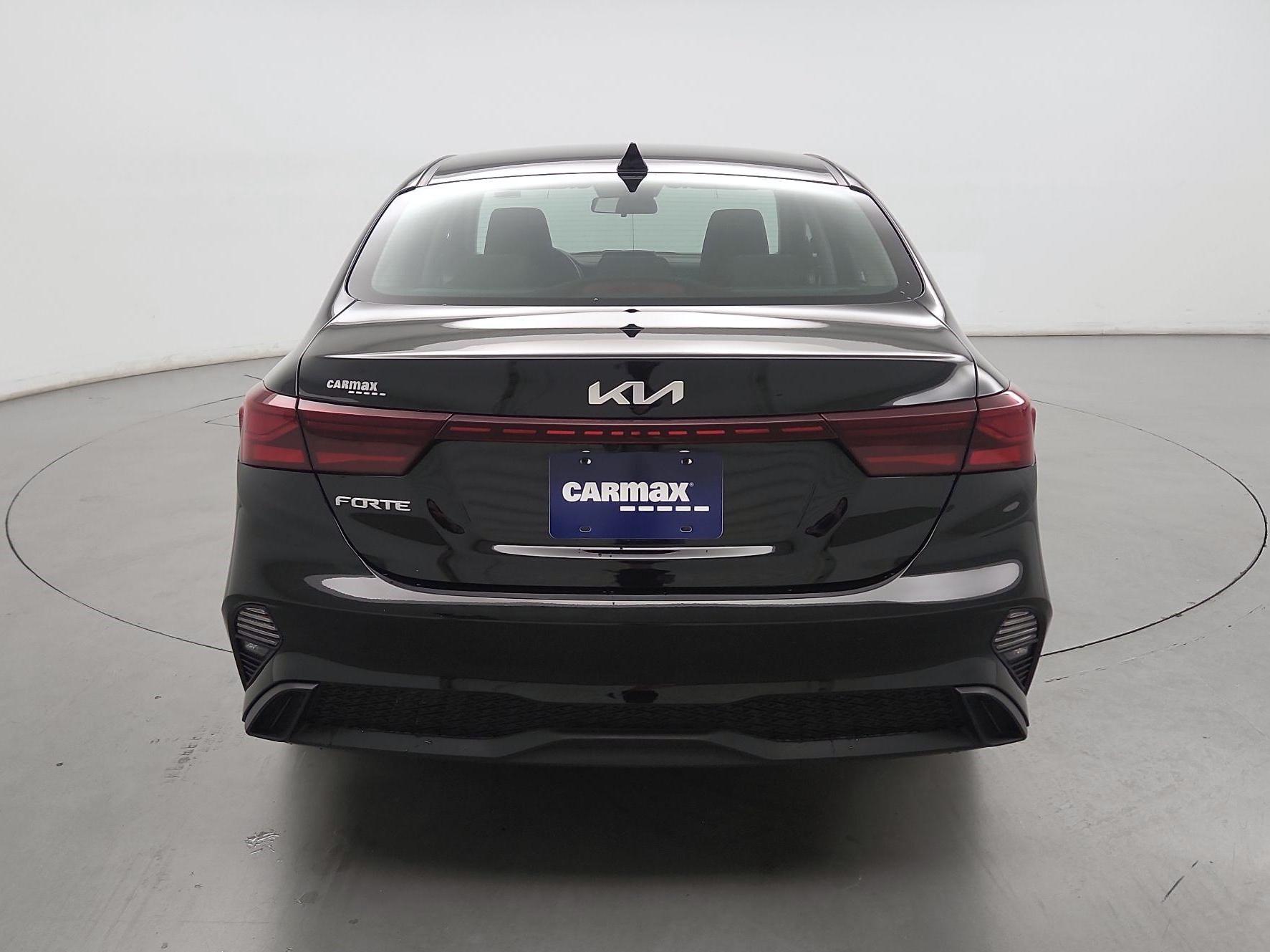 Thumbnail: 2023 Kia Forte - 6