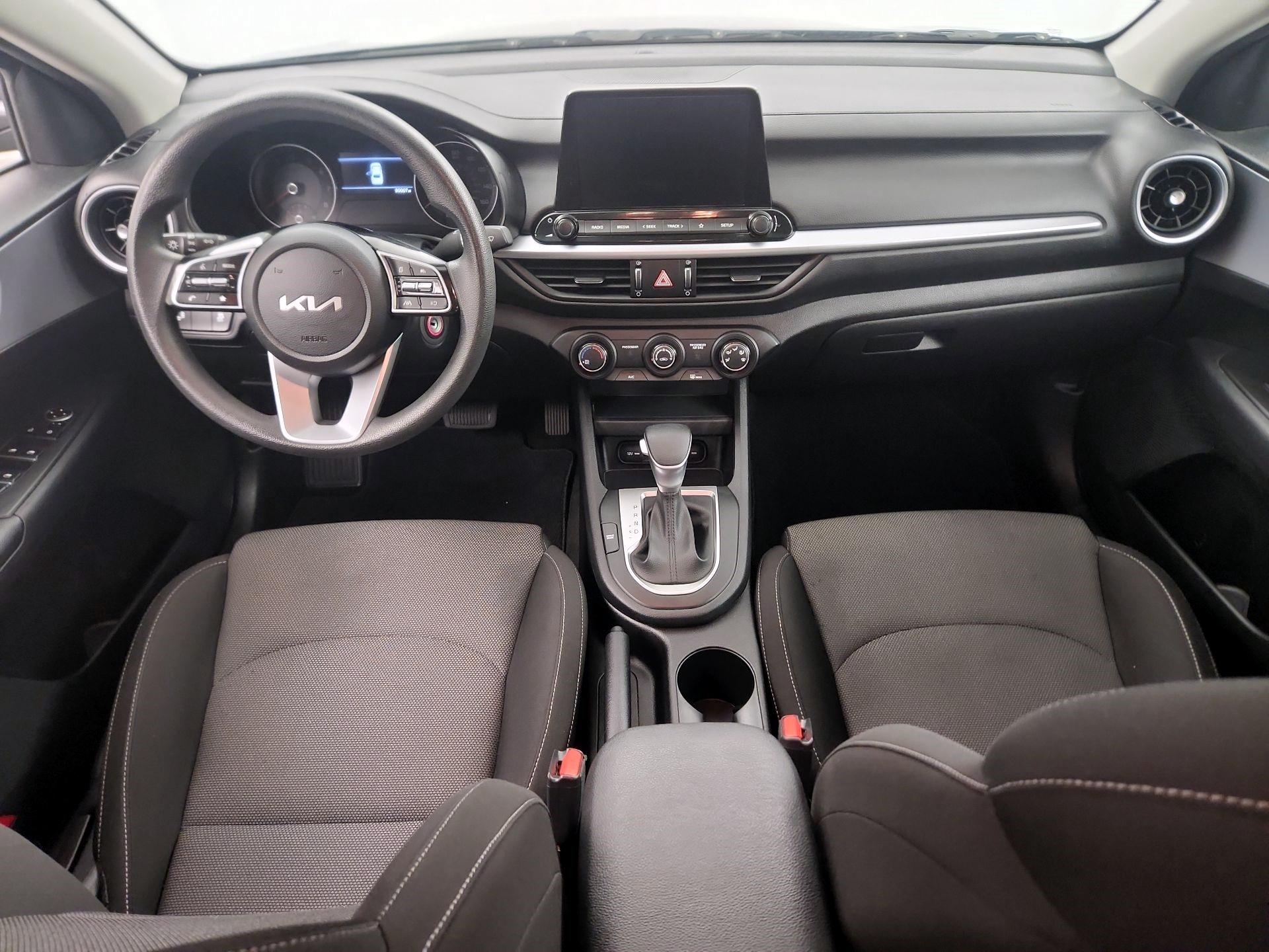 Thumbnail: 2023 Kia Forte - 8
