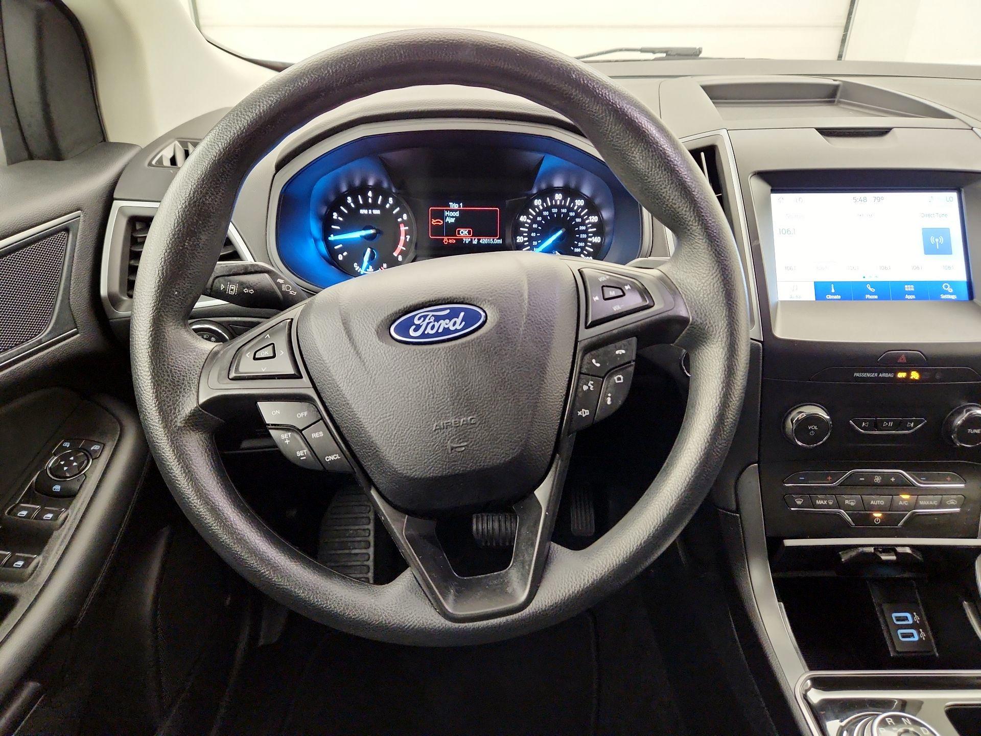 Thumbnail: 2020 Ford Edge - 10