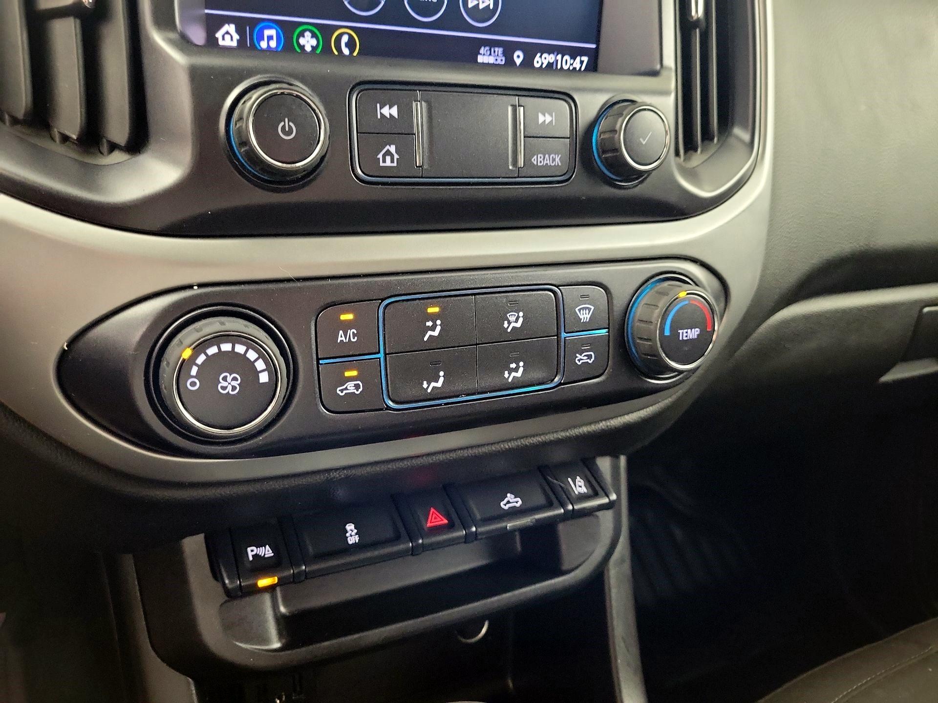 Thumbnail: 2022 Chevrolet Colorado - 14