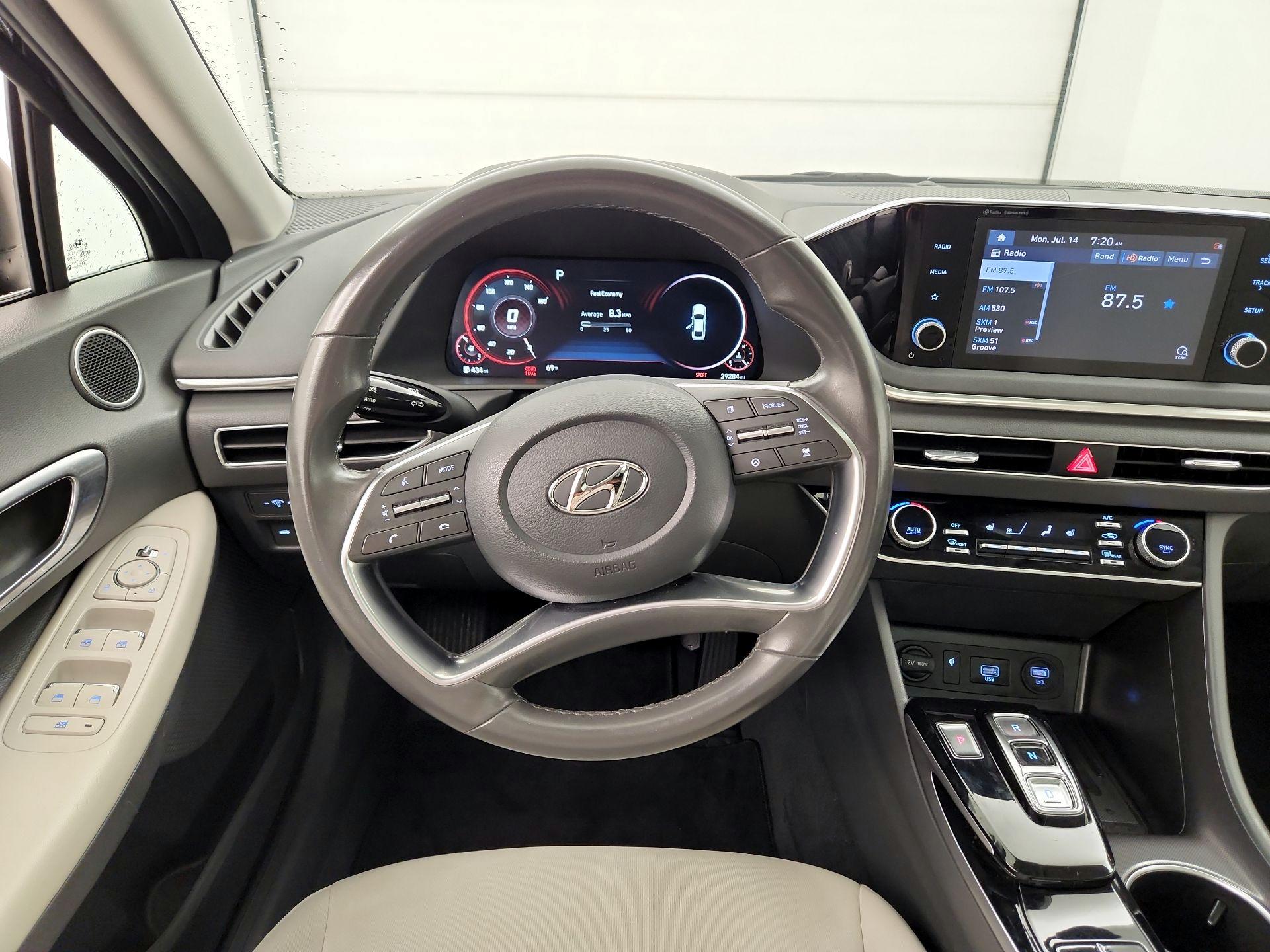 Thumbnail: 2022 Hyundai Sonata - 10