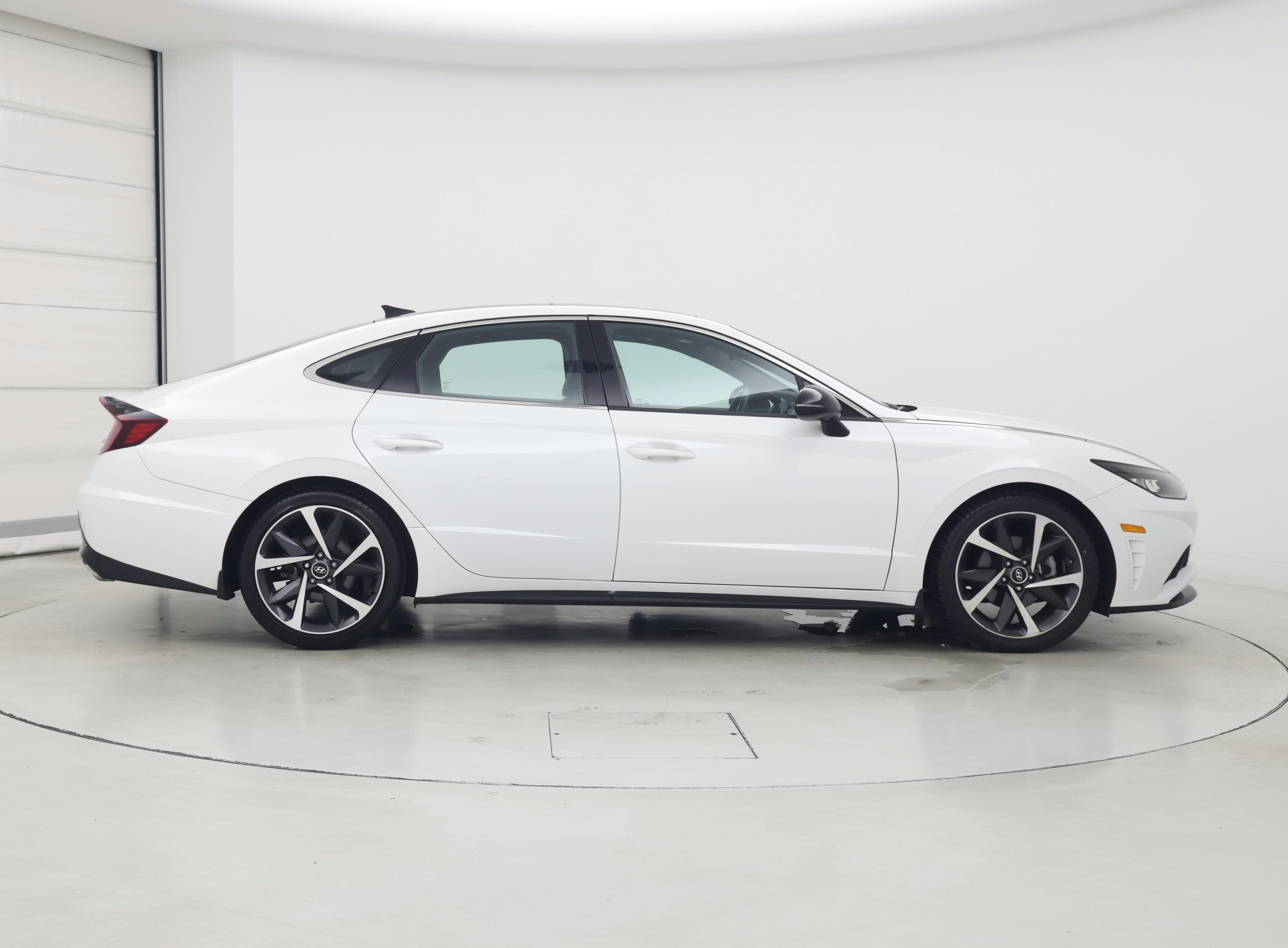 Thumbnail: 2022 Hyundai Sonata - 7