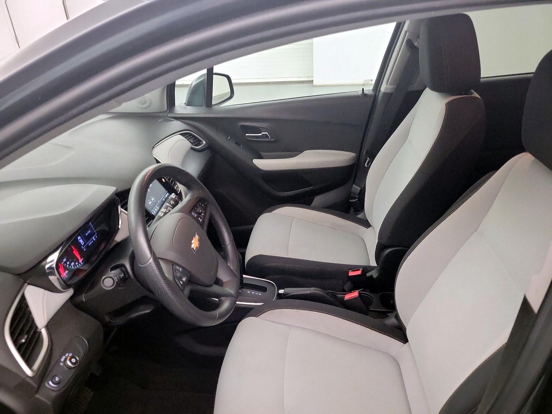Thumbnail: 2019 Chevrolet Trax - 9
