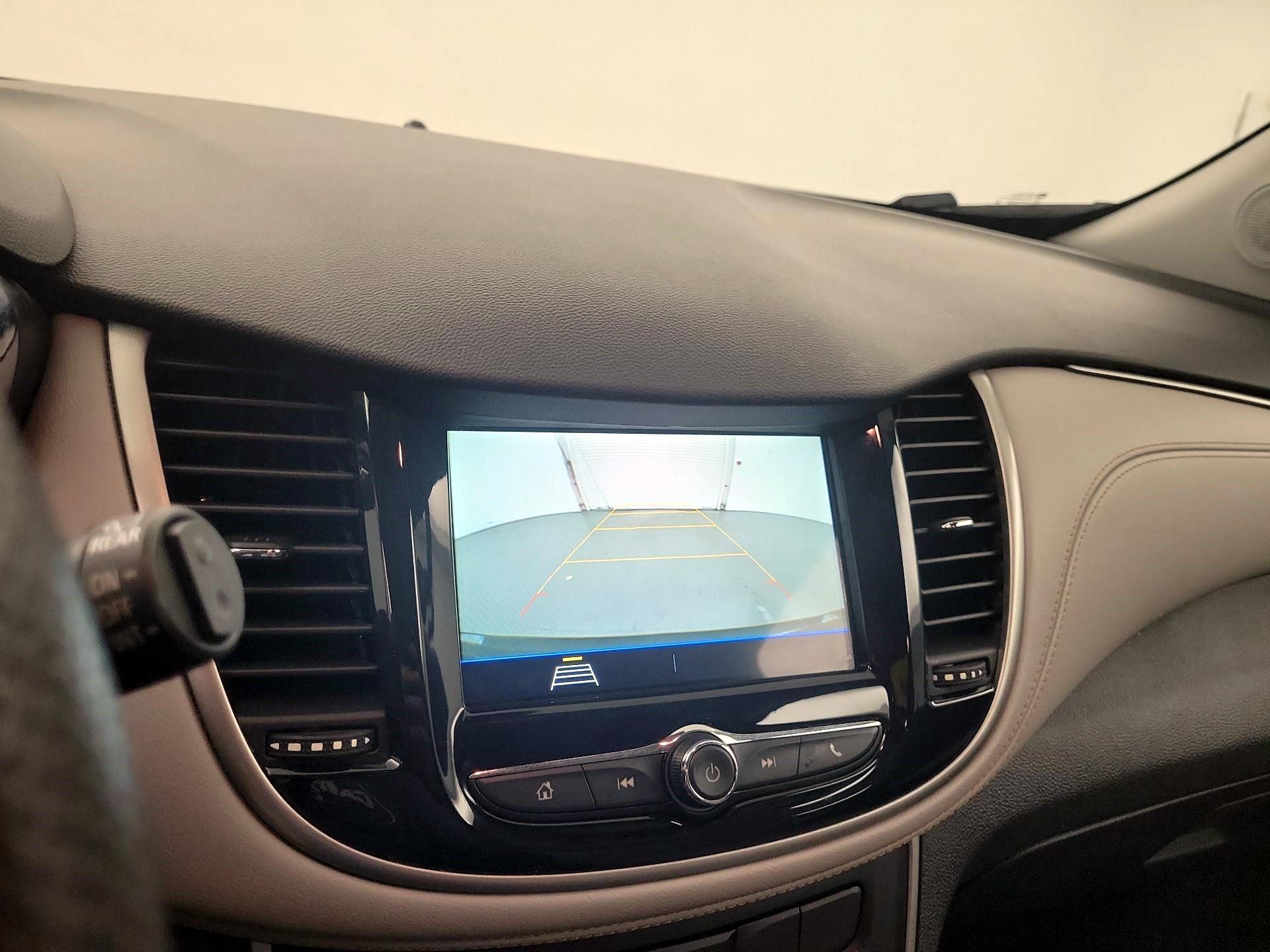 Thumbnail: 2019 Chevrolet Trax - 12