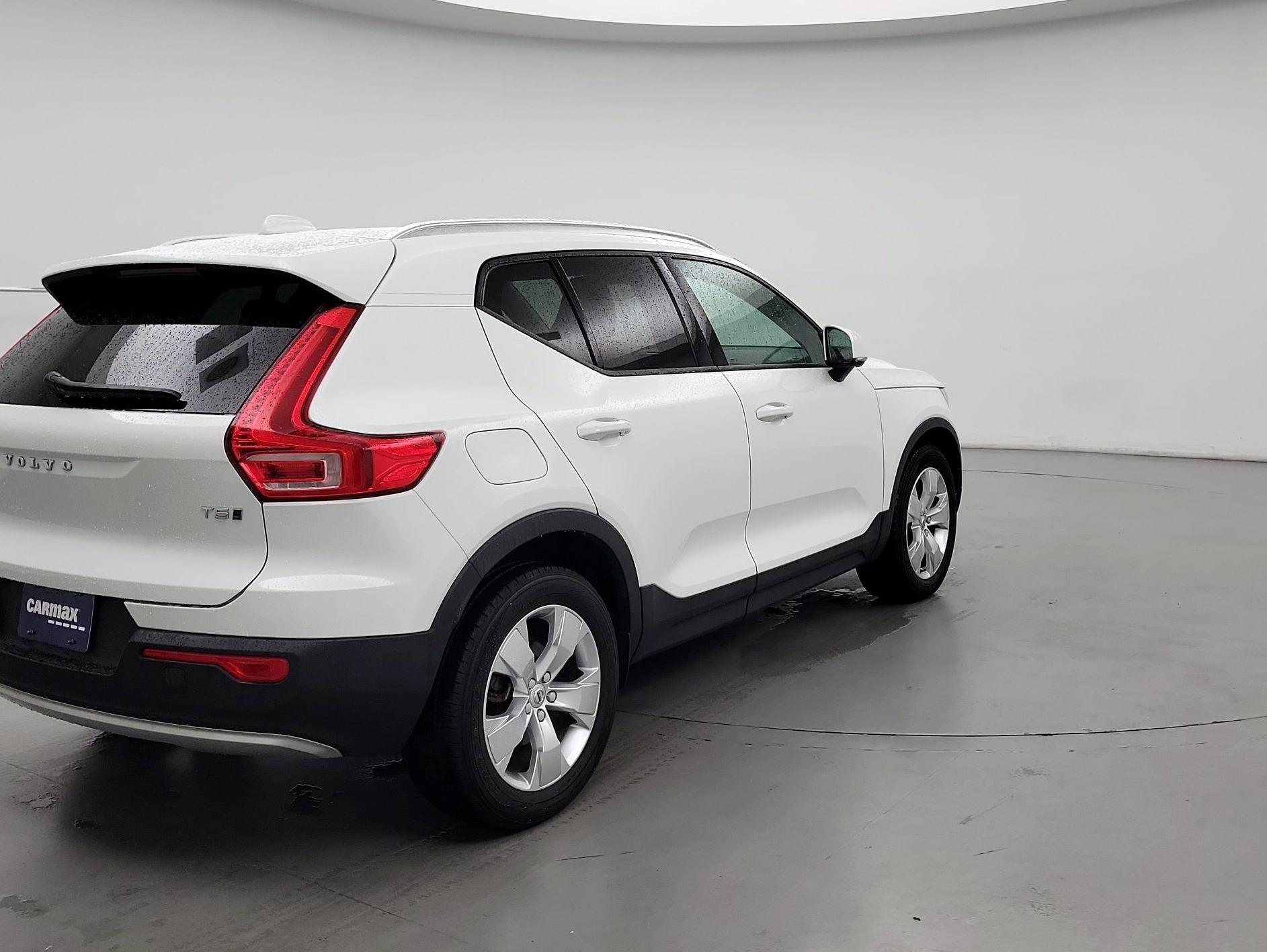 Thumbnail: 2020 Volvo XC40 - 5