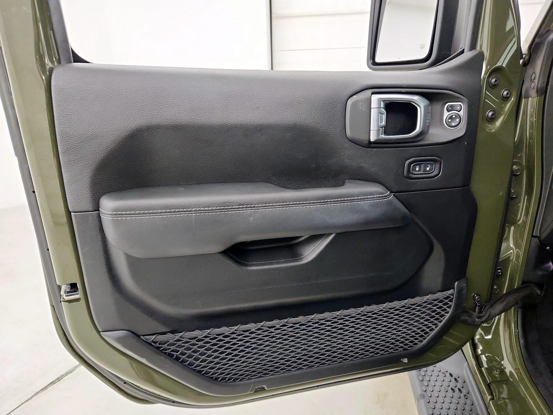 Thumbnail: 2021 Jeep Wrangler - 12