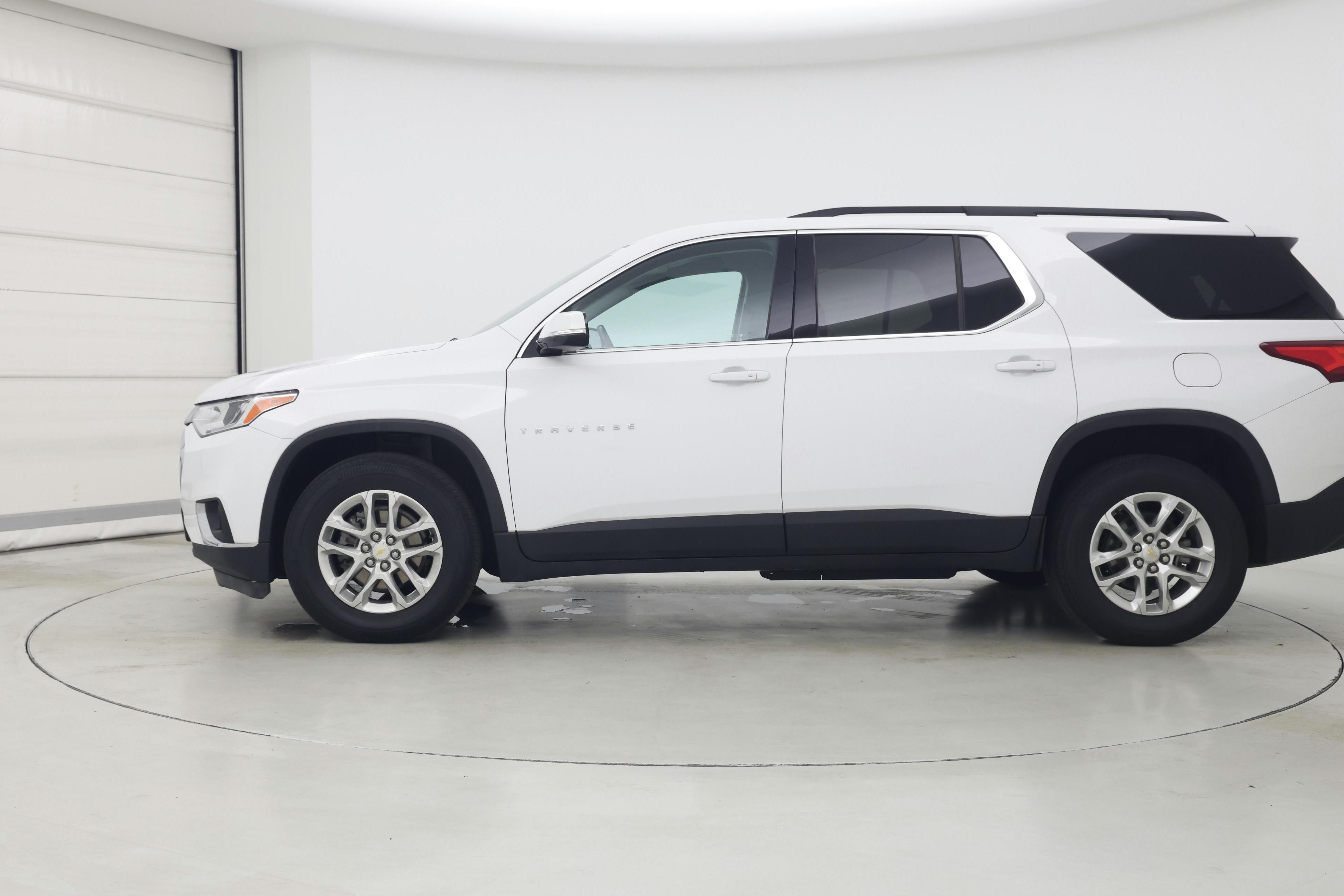 Thumbnail: 2020 Chevrolet Traverse - 3