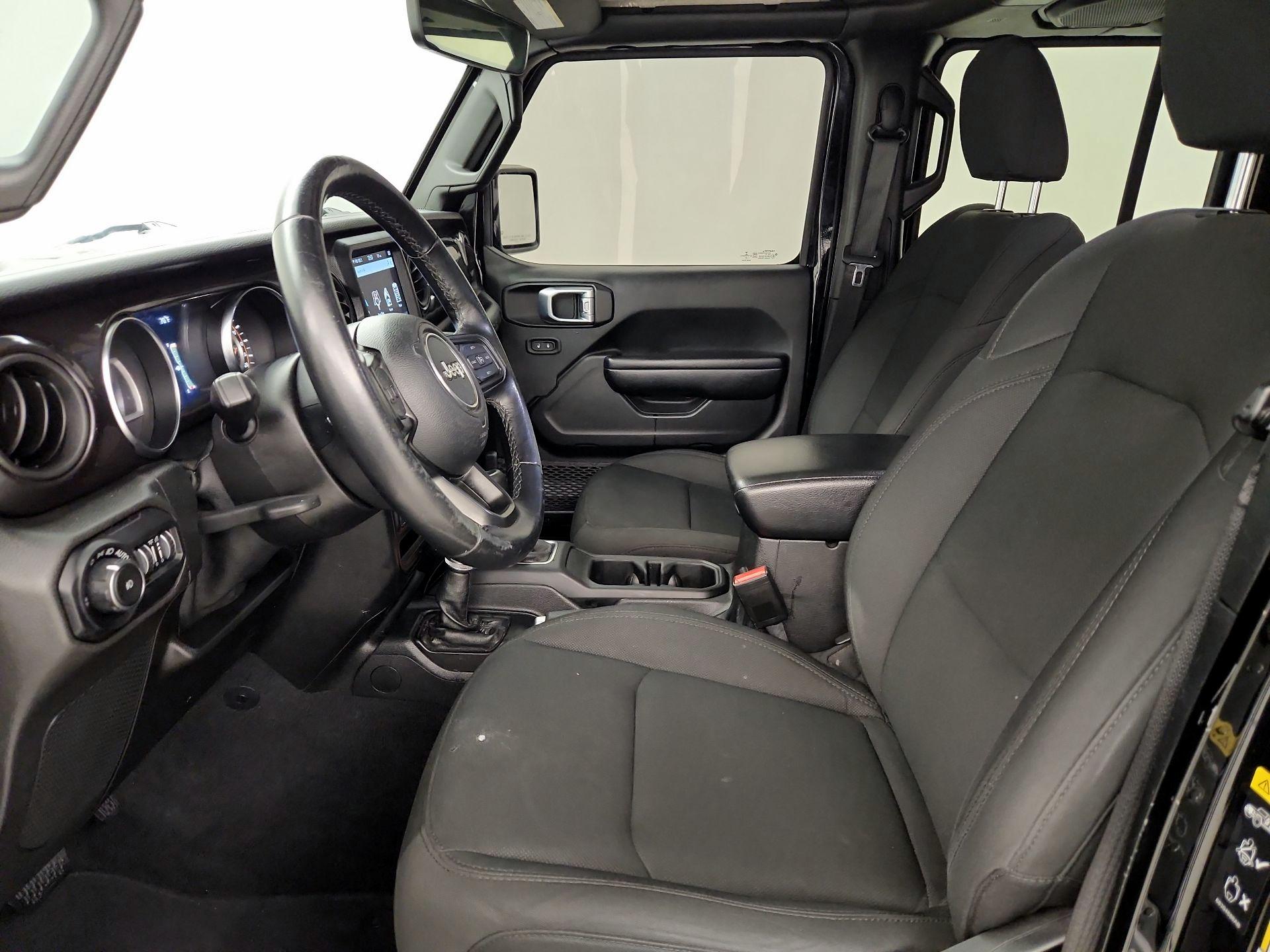 Thumbnail: 2021 Jeep Wrangler - 11