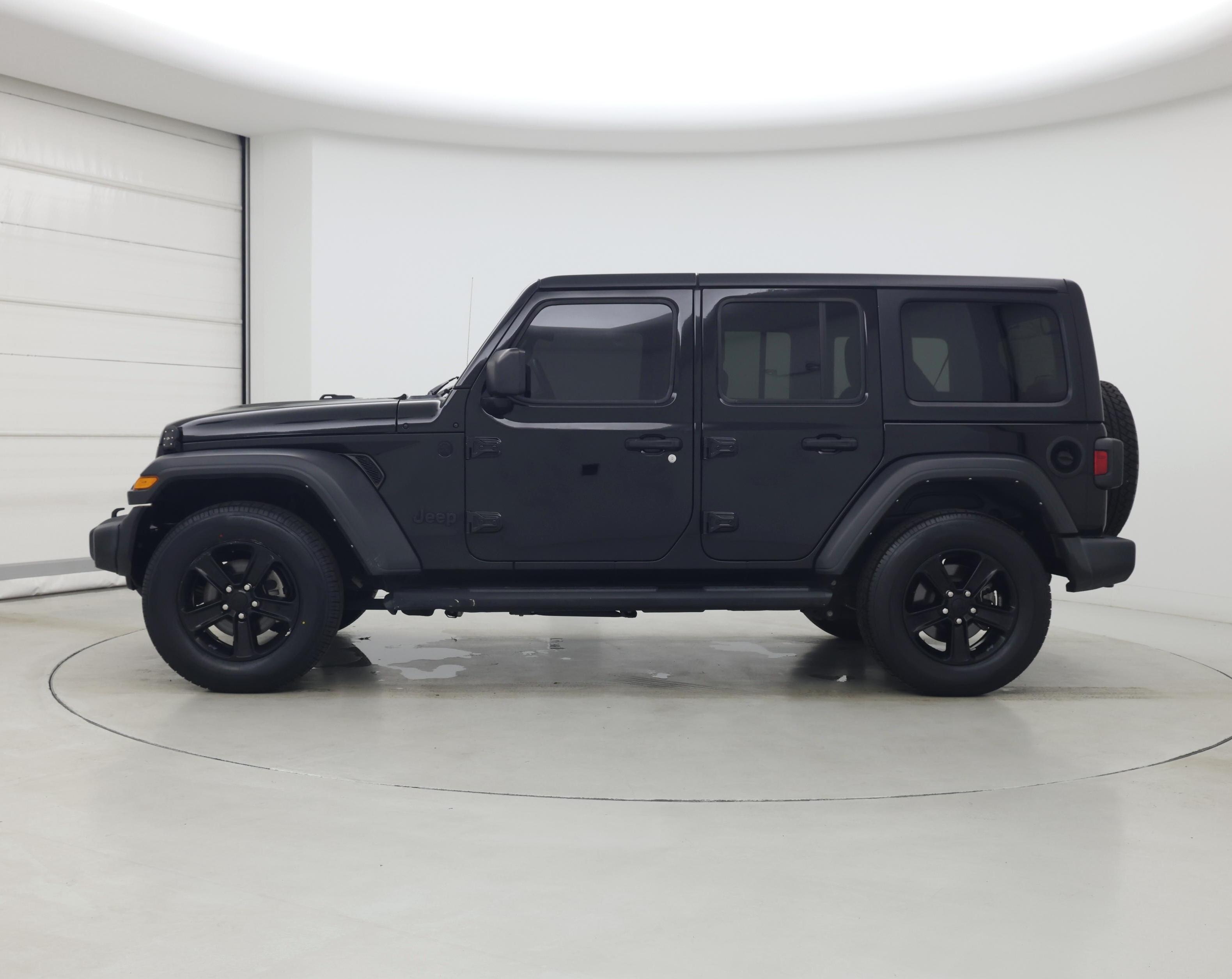 Thumbnail: 2021 Jeep Wrangler - 3