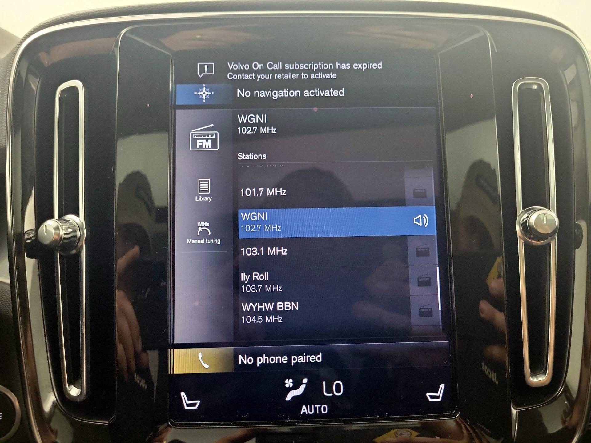 Thumbnail: 2021 Volvo XC40 - 13