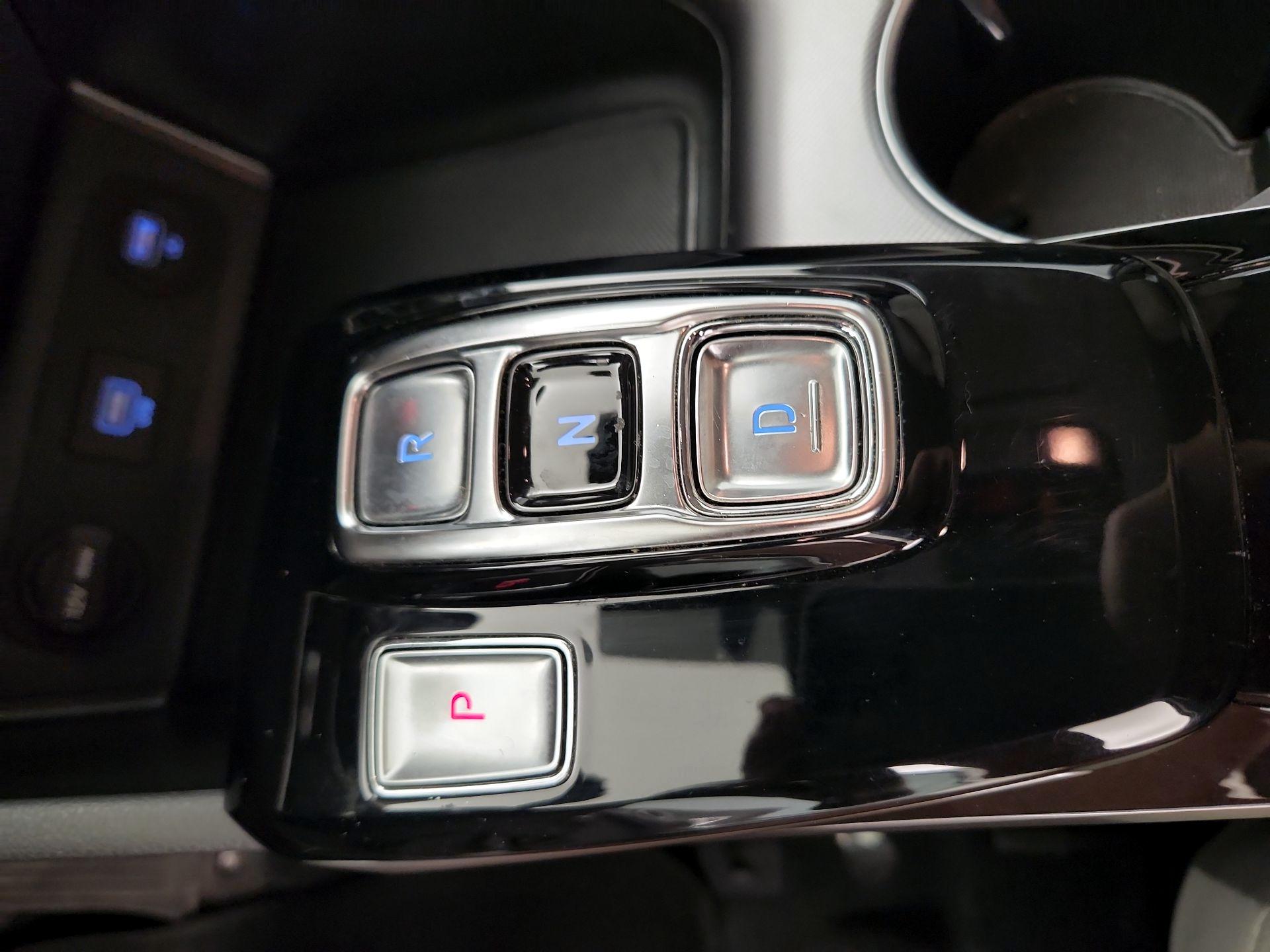 Thumbnail: 2022 Hyundai Sonata - 17