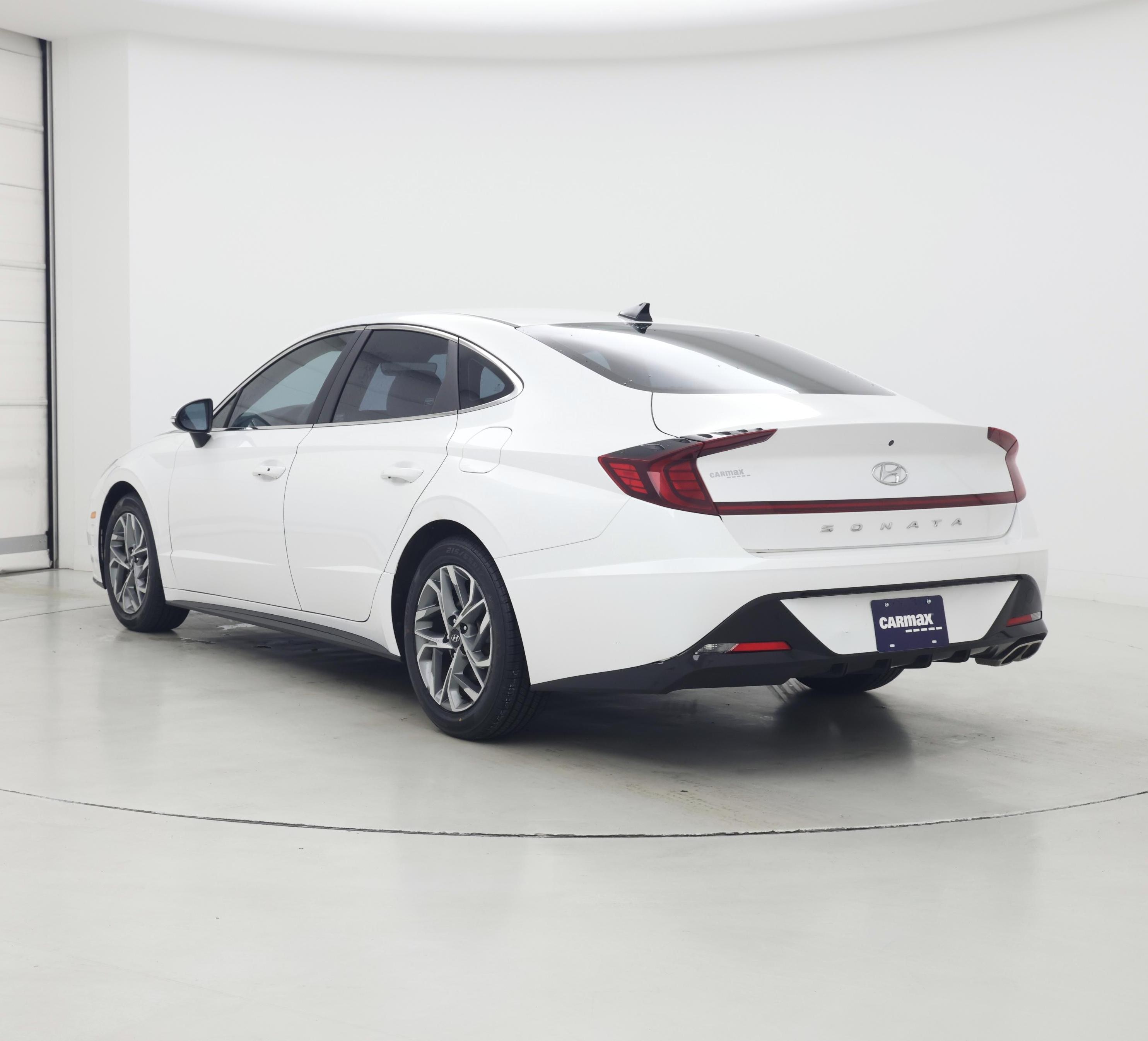 Thumbnail: 2022 Hyundai Sonata - 2