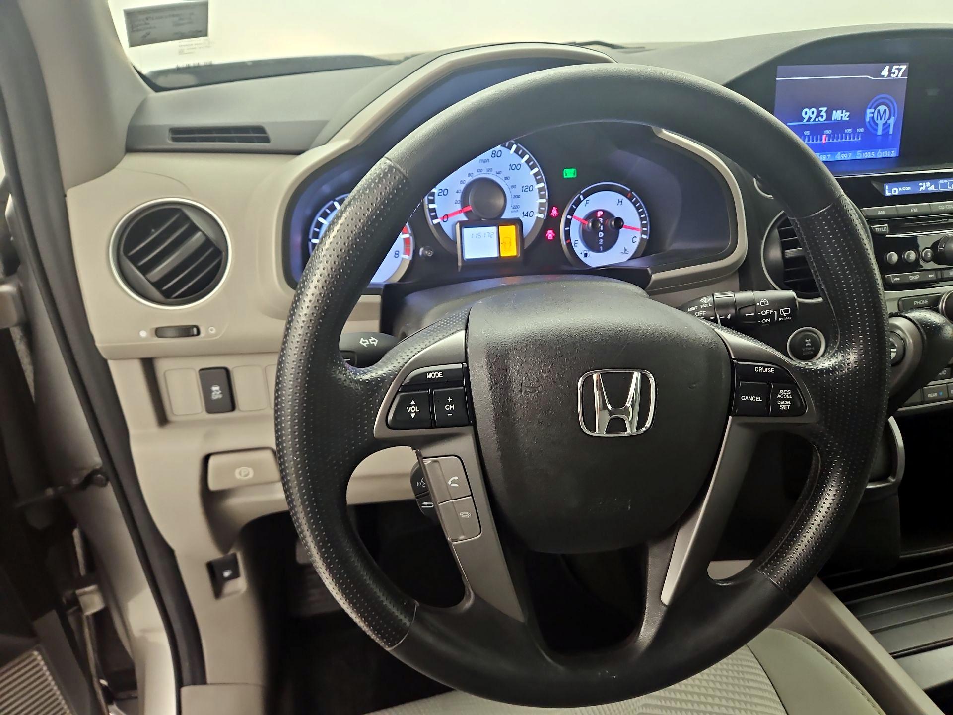 Thumbnail: 2014 Honda Pilot - 10