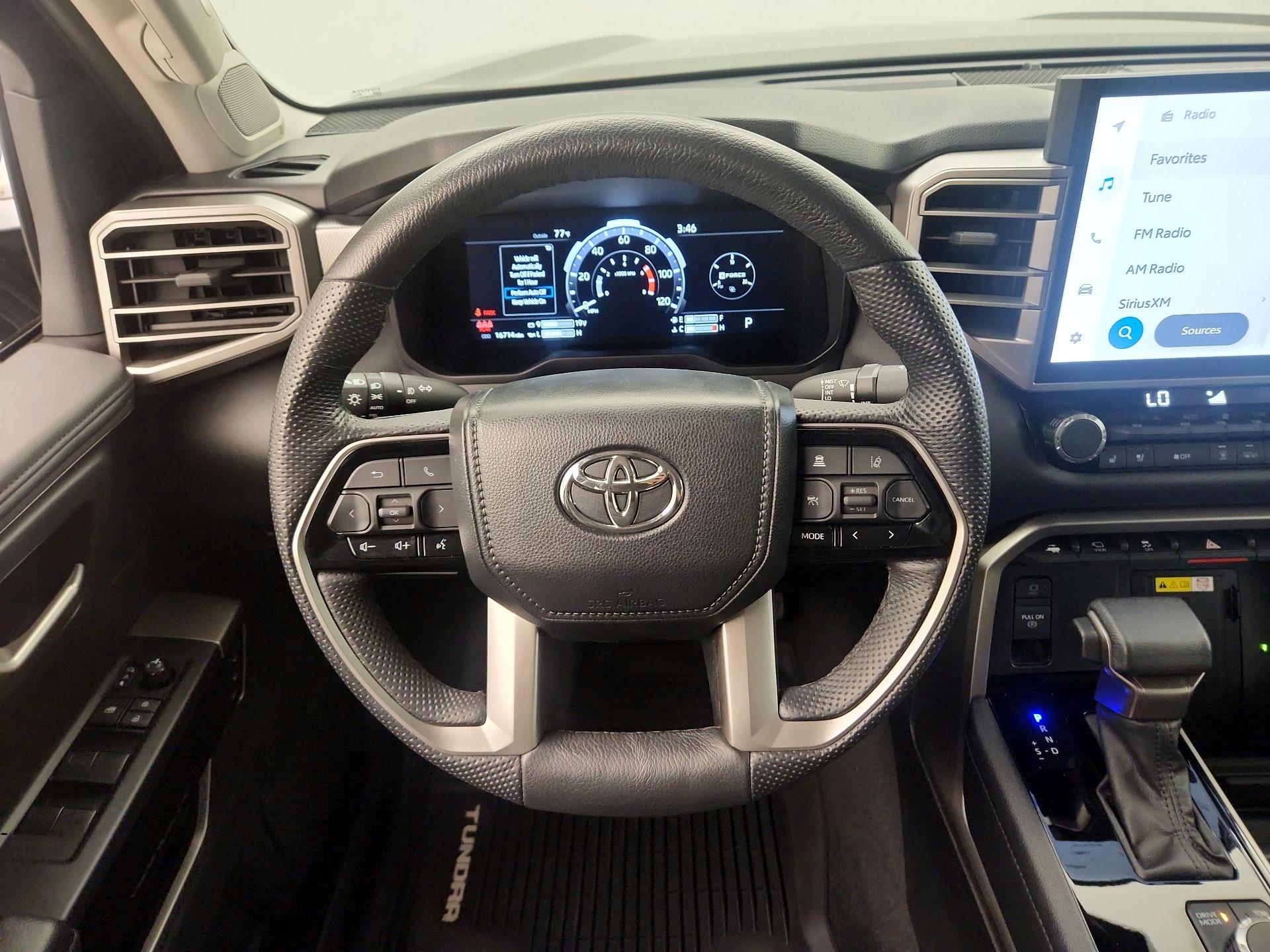 Thumbnail: 2024 Toyota Tundra - 10