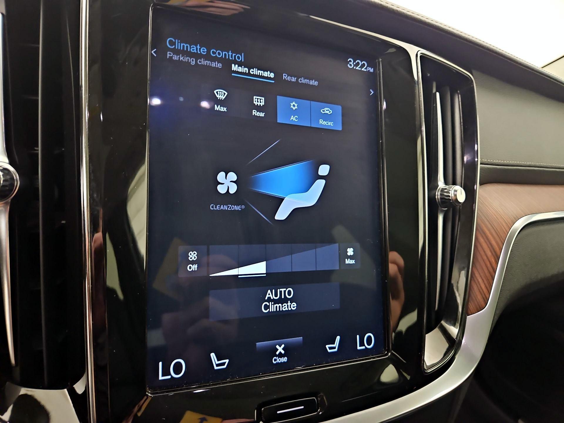 Thumbnail: 2020 Volvo S60 - 16