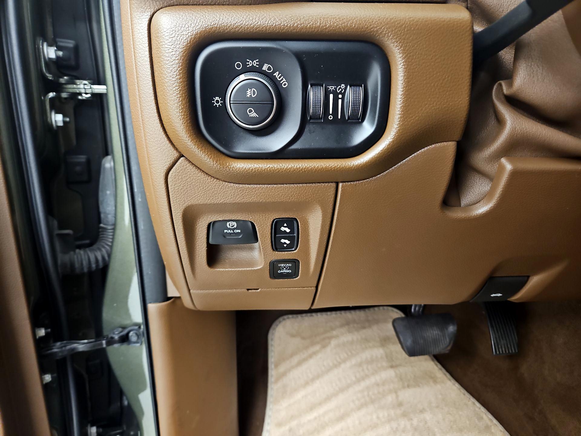 Thumbnail: 2021 RAM 1500 - 13