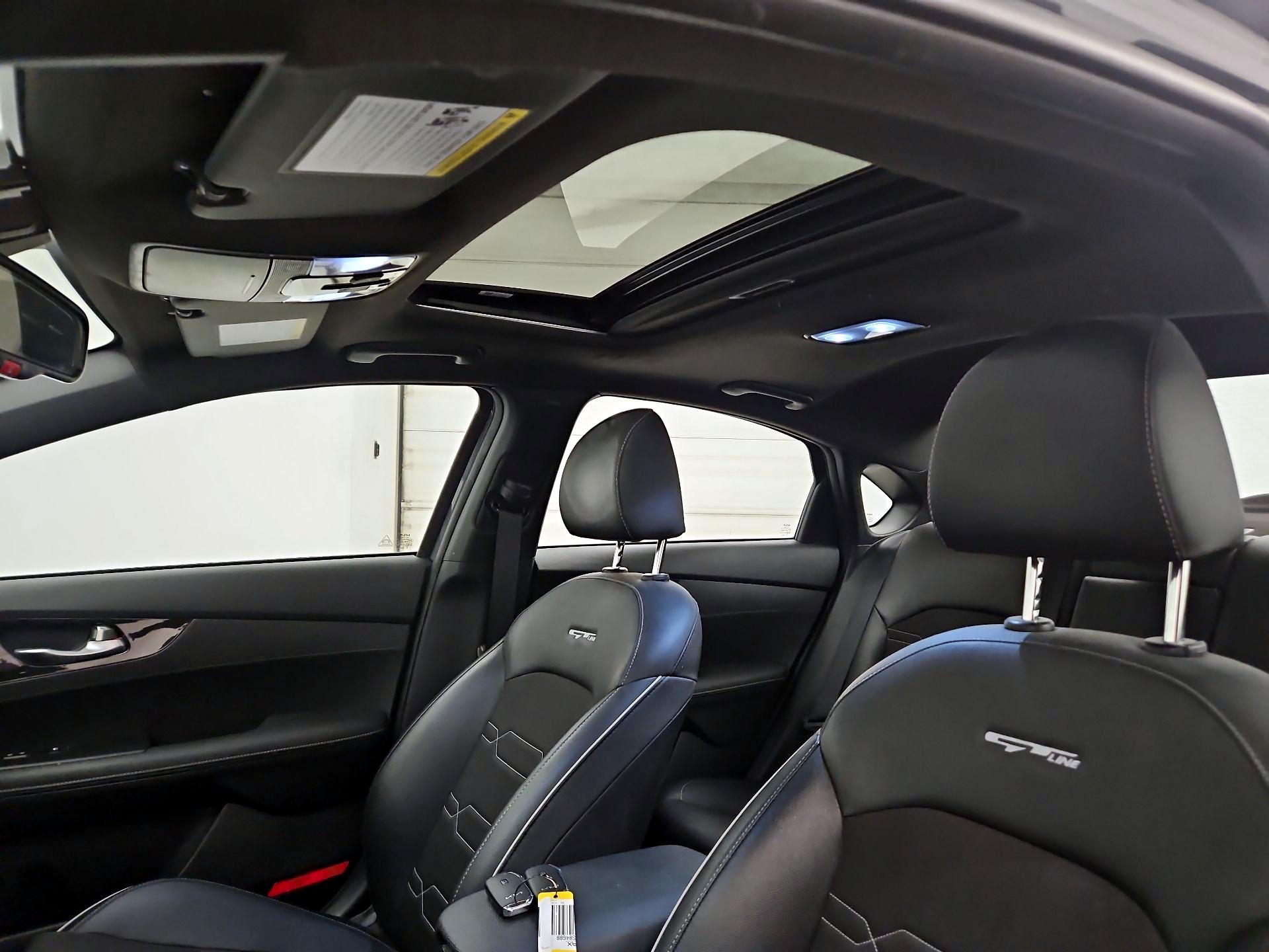 Thumbnail: 2023 Kia Forte - 20