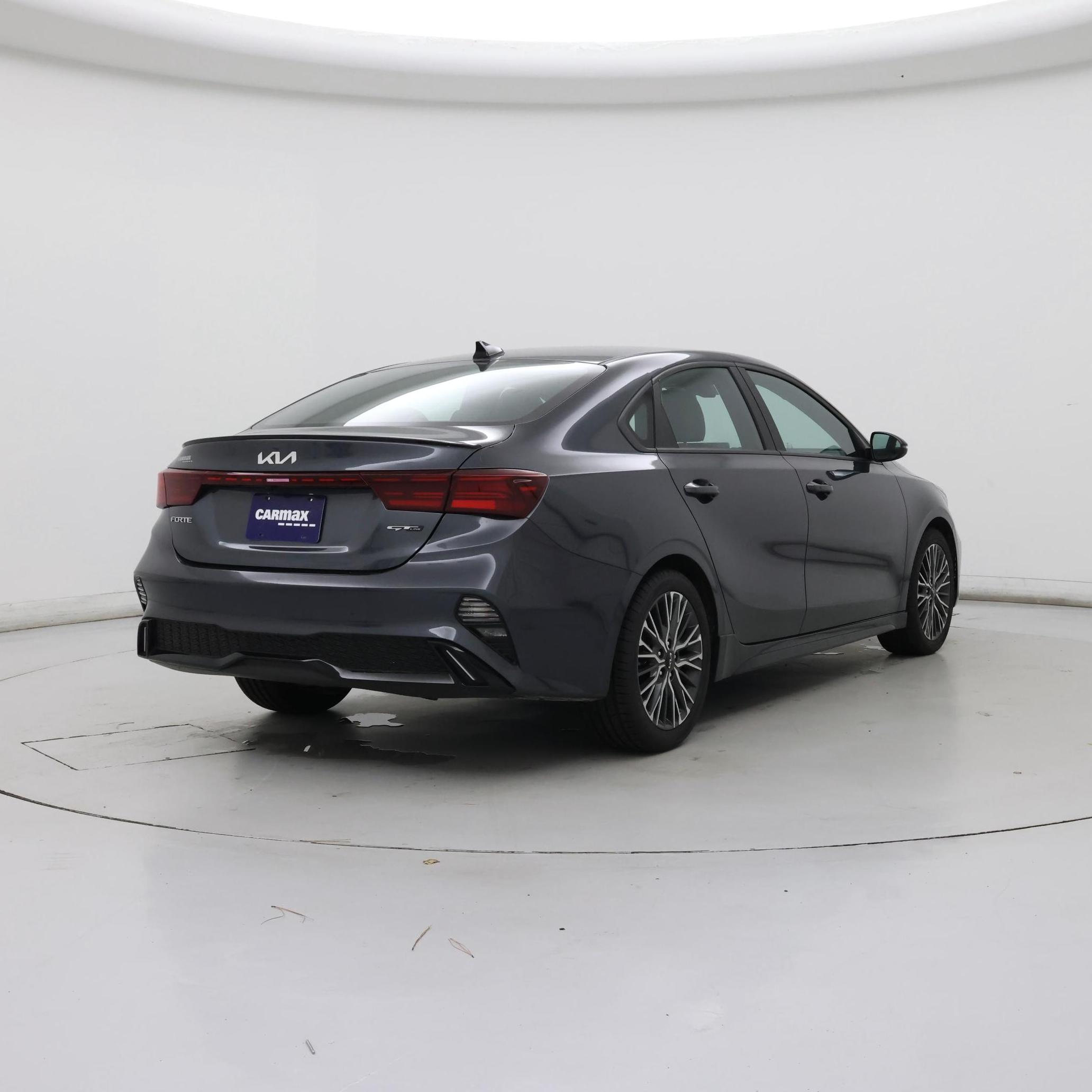 Thumbnail: 2023 Kia Forte - 8