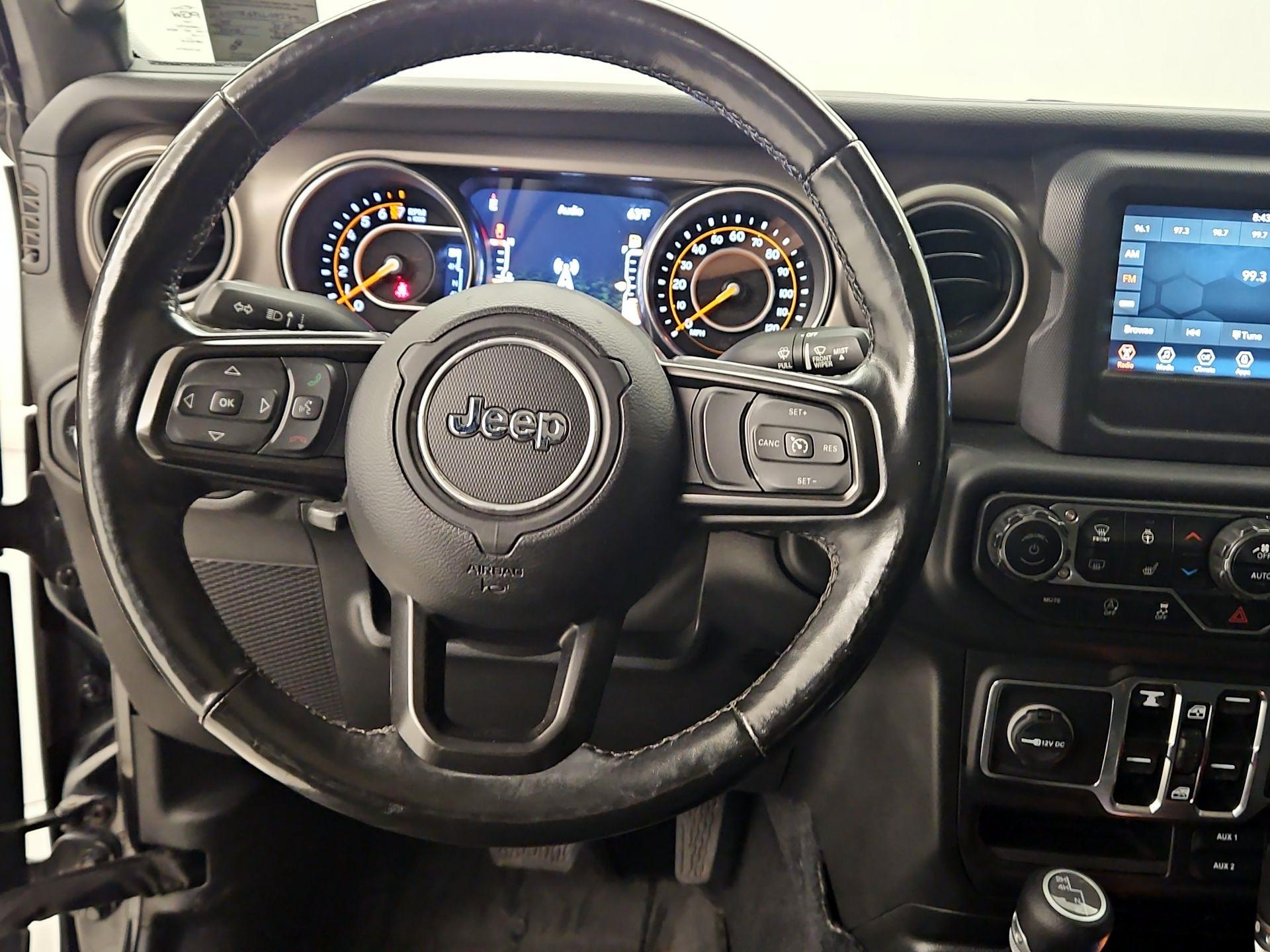 Thumbnail: 2020 Jeep Gladiator - 10