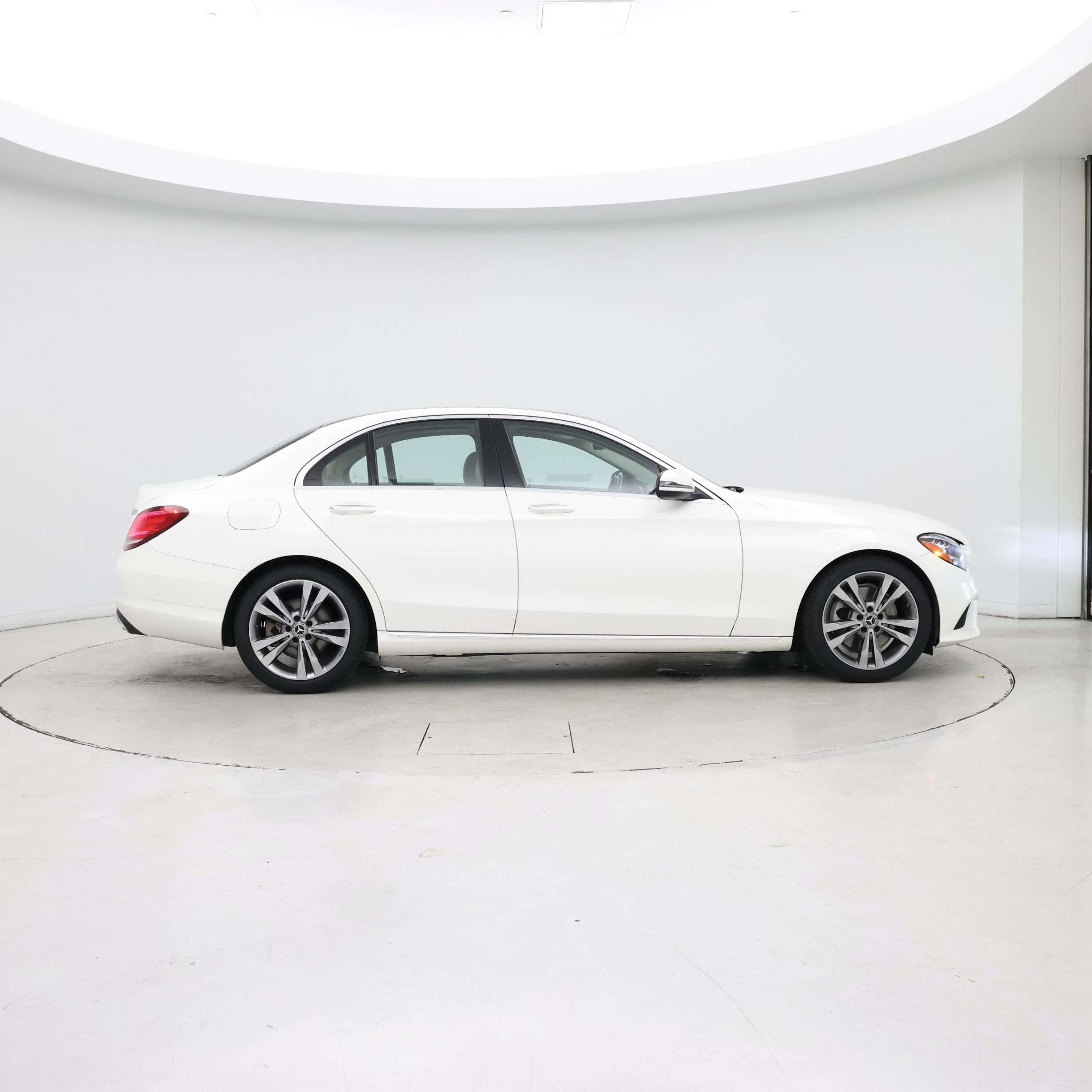 Thumbnail: 2021 Mercedes-Benz C-Class - 7