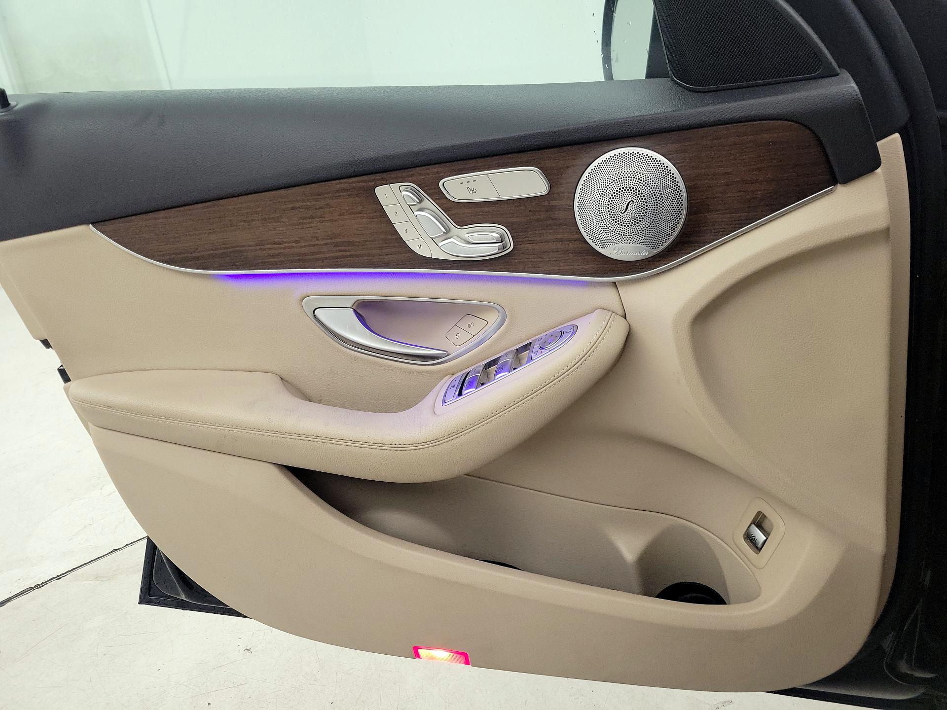 Thumbnail: 2021 Mercedes-Benz C-Class - 12