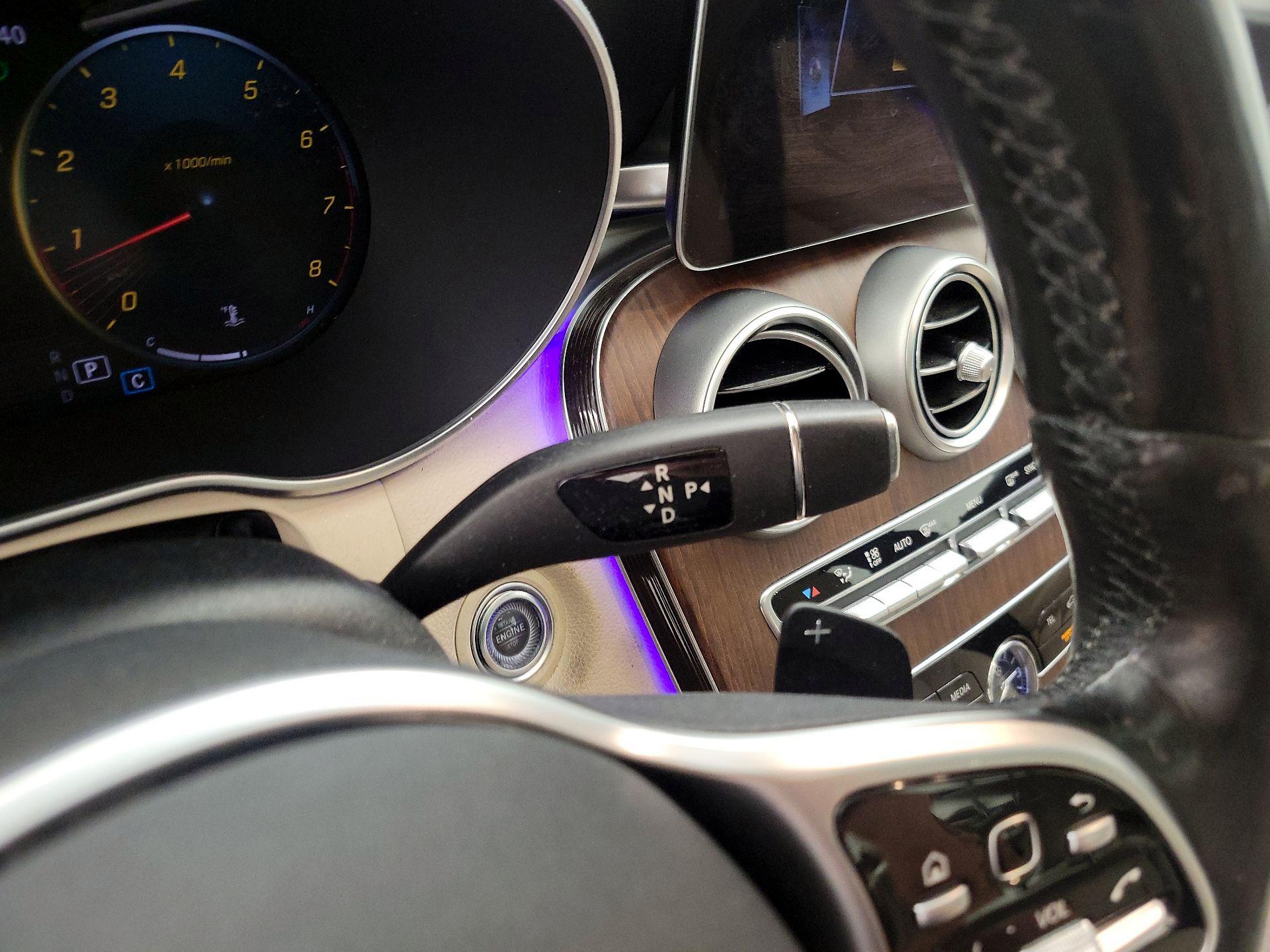 Thumbnail: 2021 Mercedes-Benz C-Class - 17