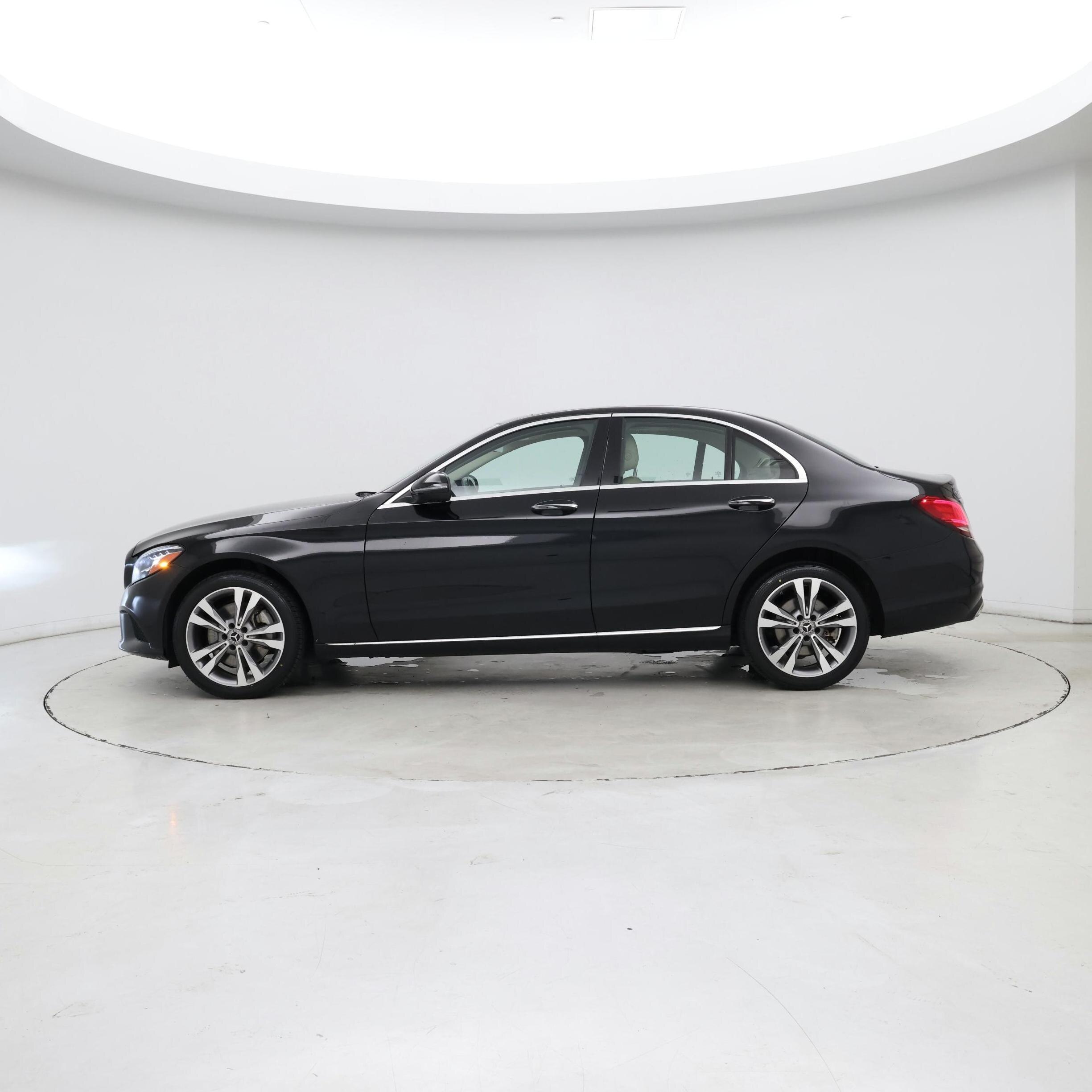 Thumbnail: 2021 Mercedes-Benz C-Class - 3