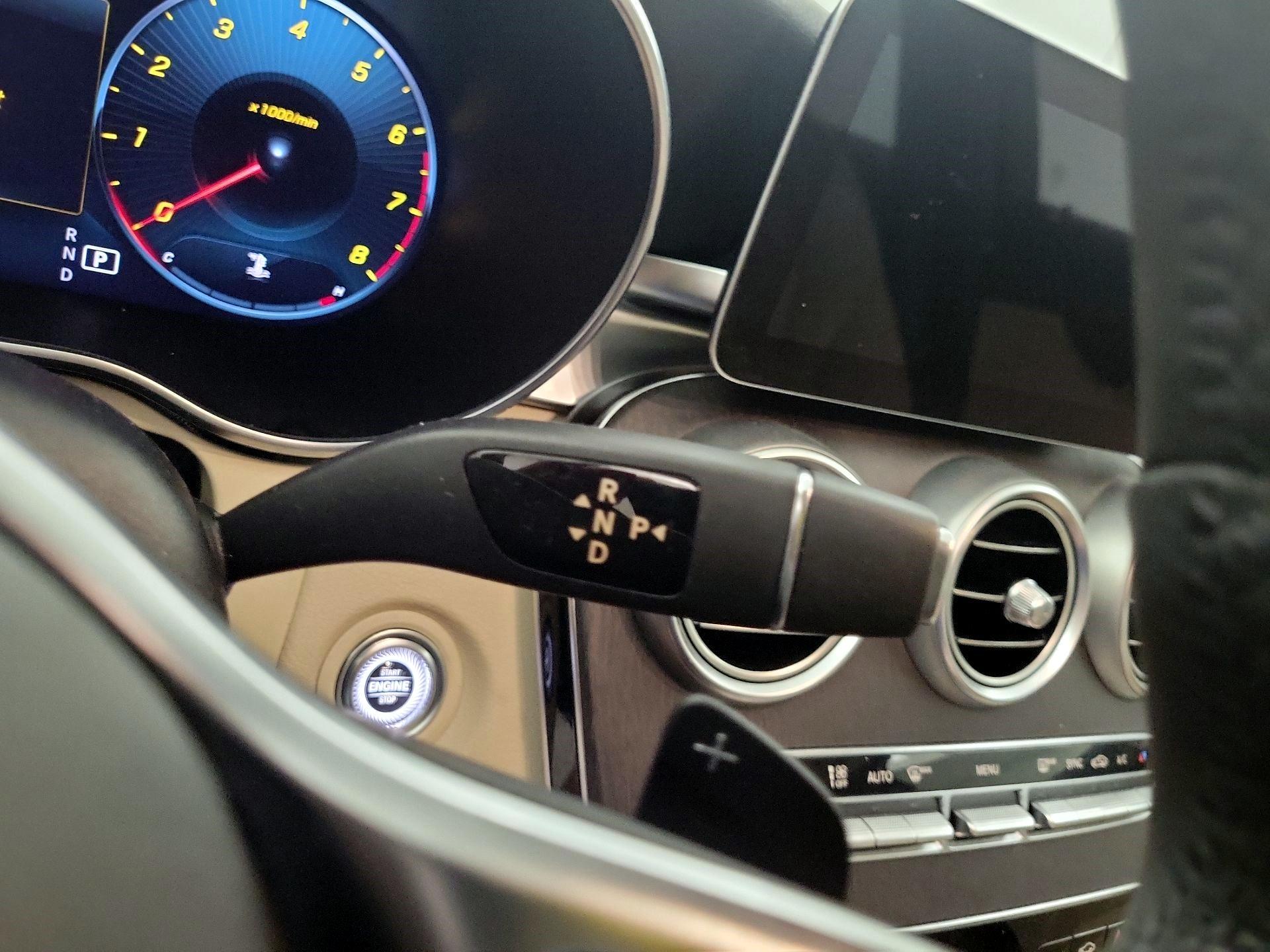 Thumbnail: 2021 Mercedes-Benz C-Class - 15