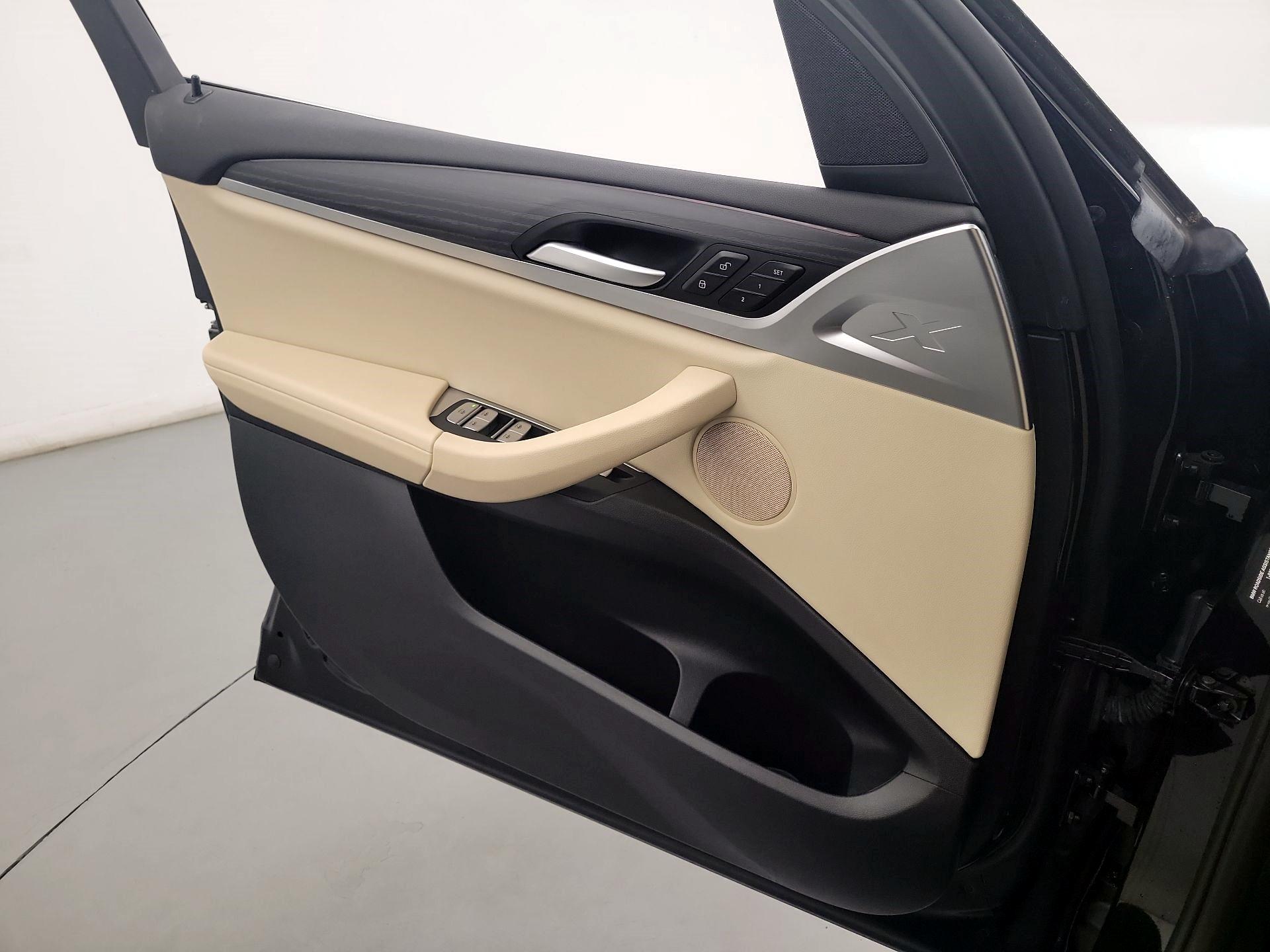 Thumbnail: 2022 BMW X3 - 10