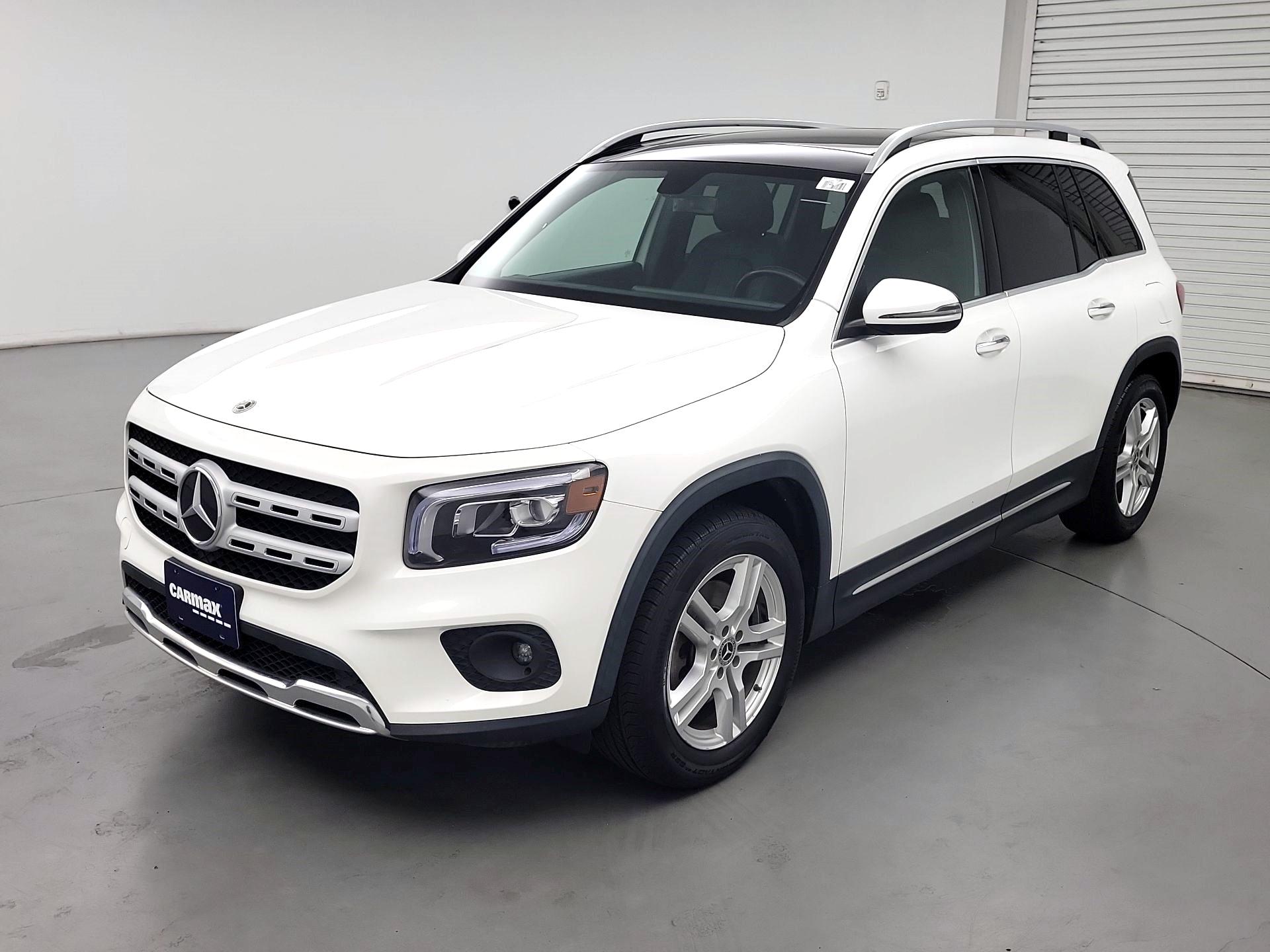 Thumbnail: 2021 Mercedes-Benz GLB - 3