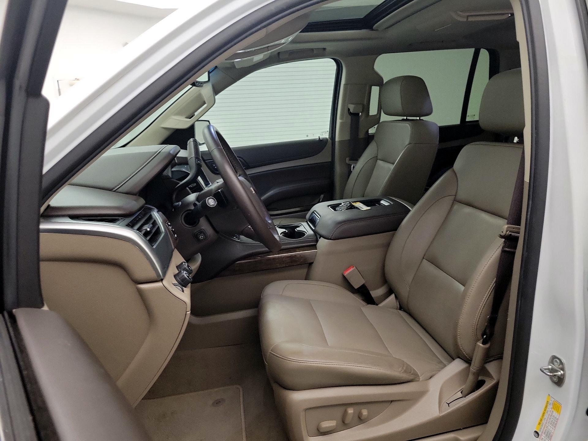 Thumbnail: 2019 Chevrolet Tahoe - 11