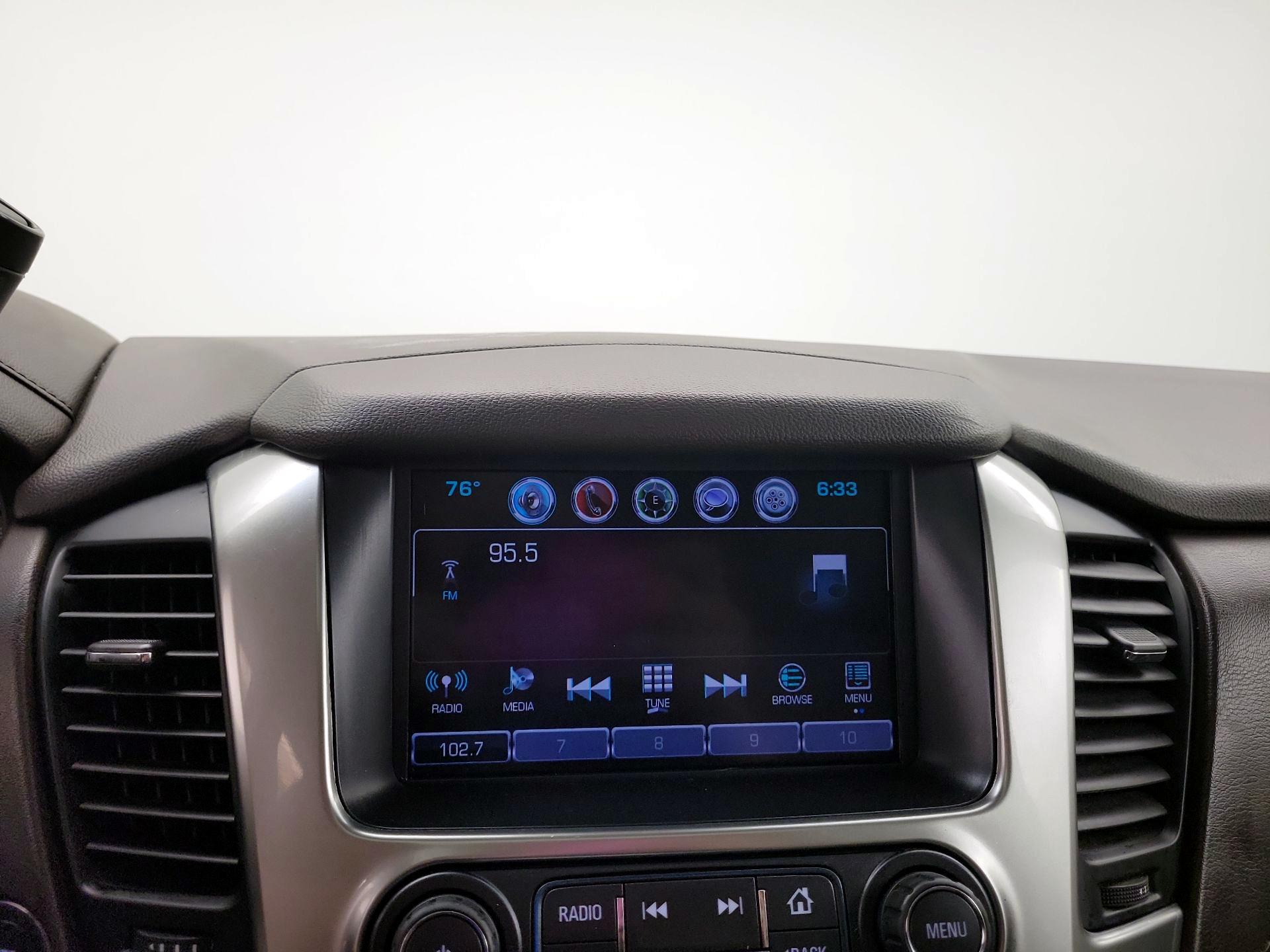 Thumbnail: 2019 Chevrolet Tahoe - 16