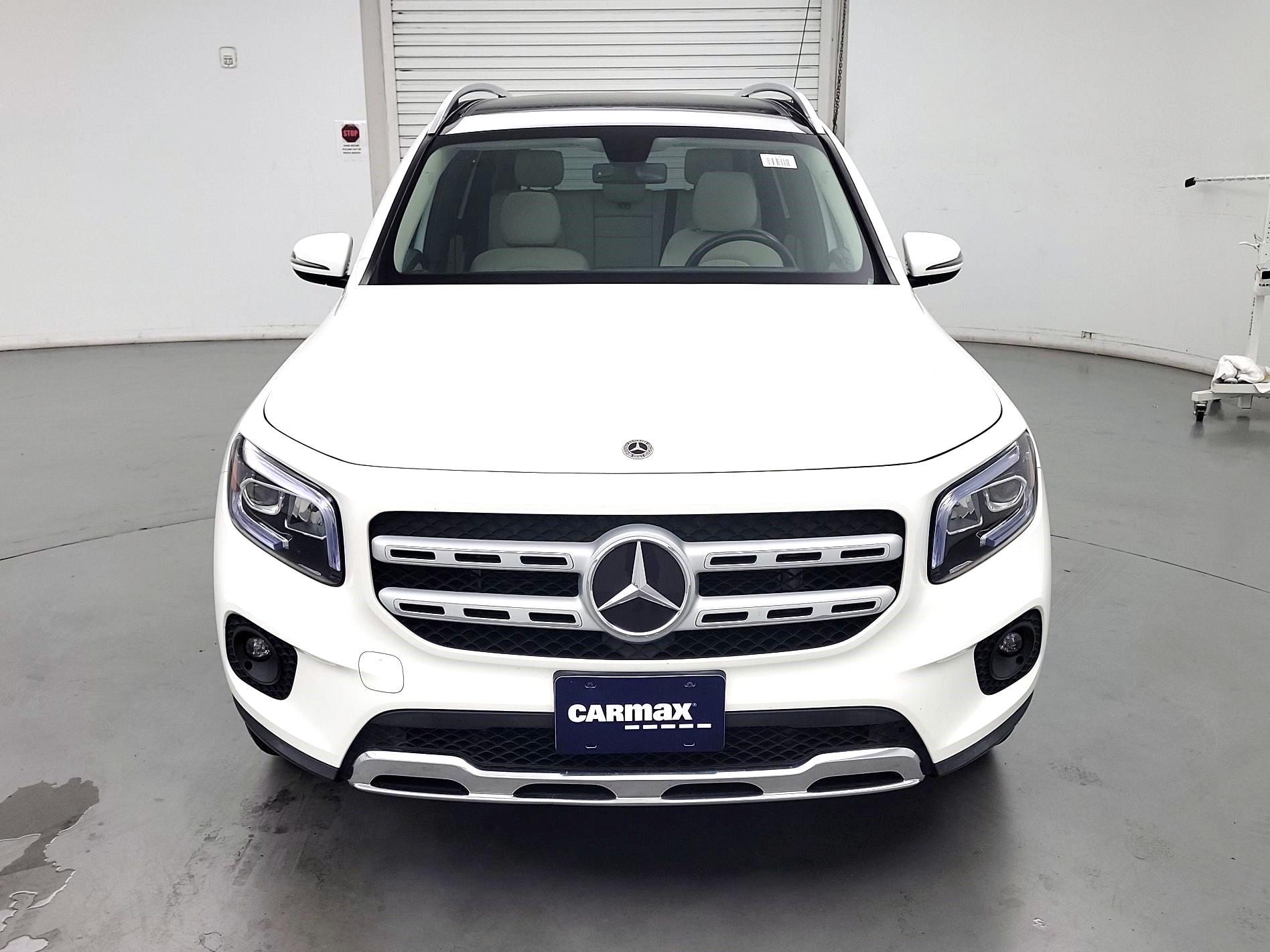 Thumbnail: 2021 Mercedes-Benz GLB - 2