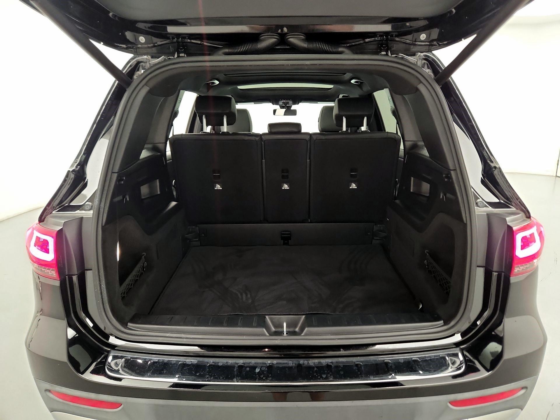 Thumbnail: 2021 Mercedes-Benz GLB - 19
