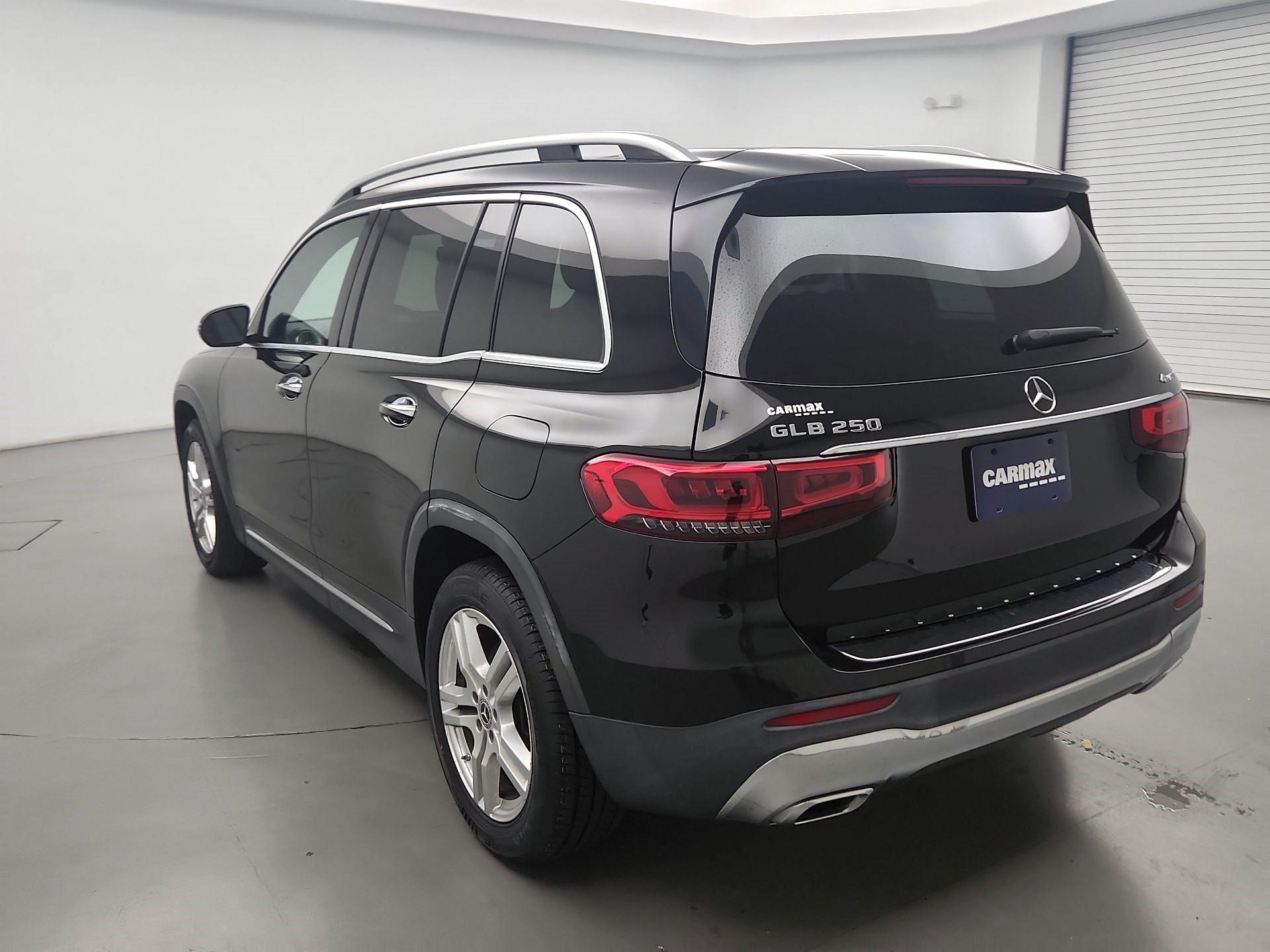 Thumbnail: 2021 Mercedes-Benz GLB - 7