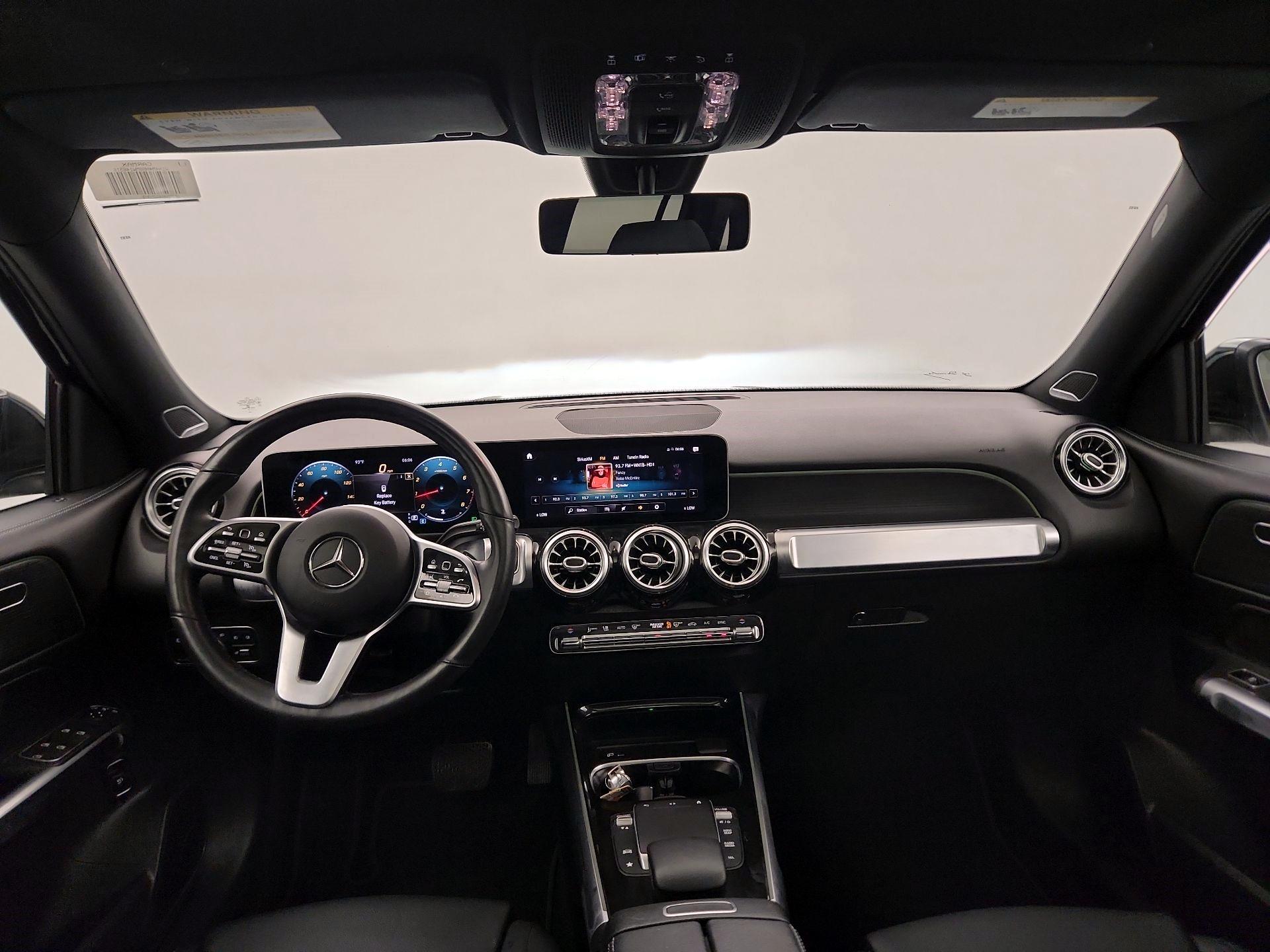 Thumbnail: 2021 Mercedes-Benz GLB - 8