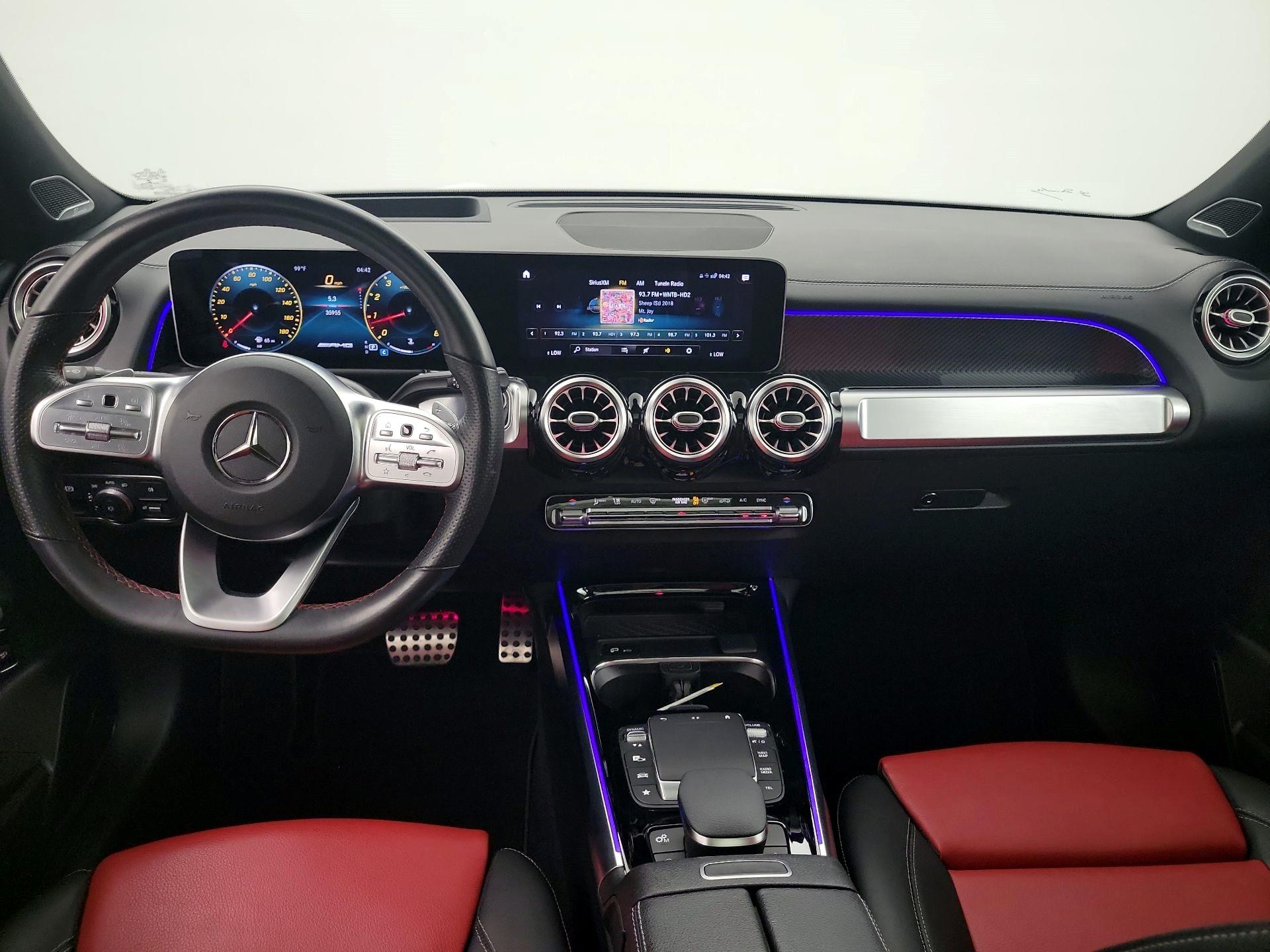 Thumbnail: 2021 Mercedes-Benz GLB - 8