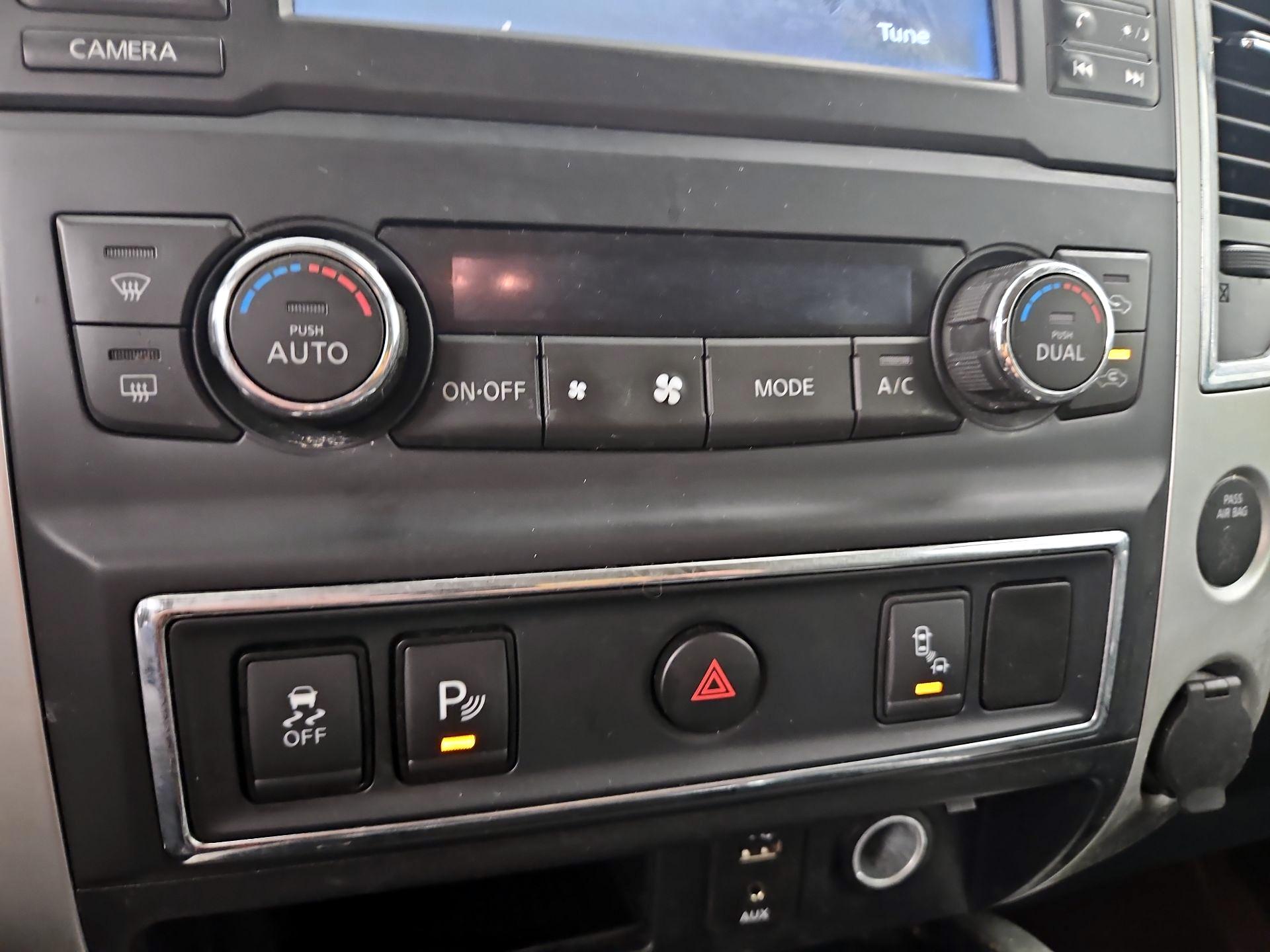 Thumbnail: 2017 Nissan Titan - 17