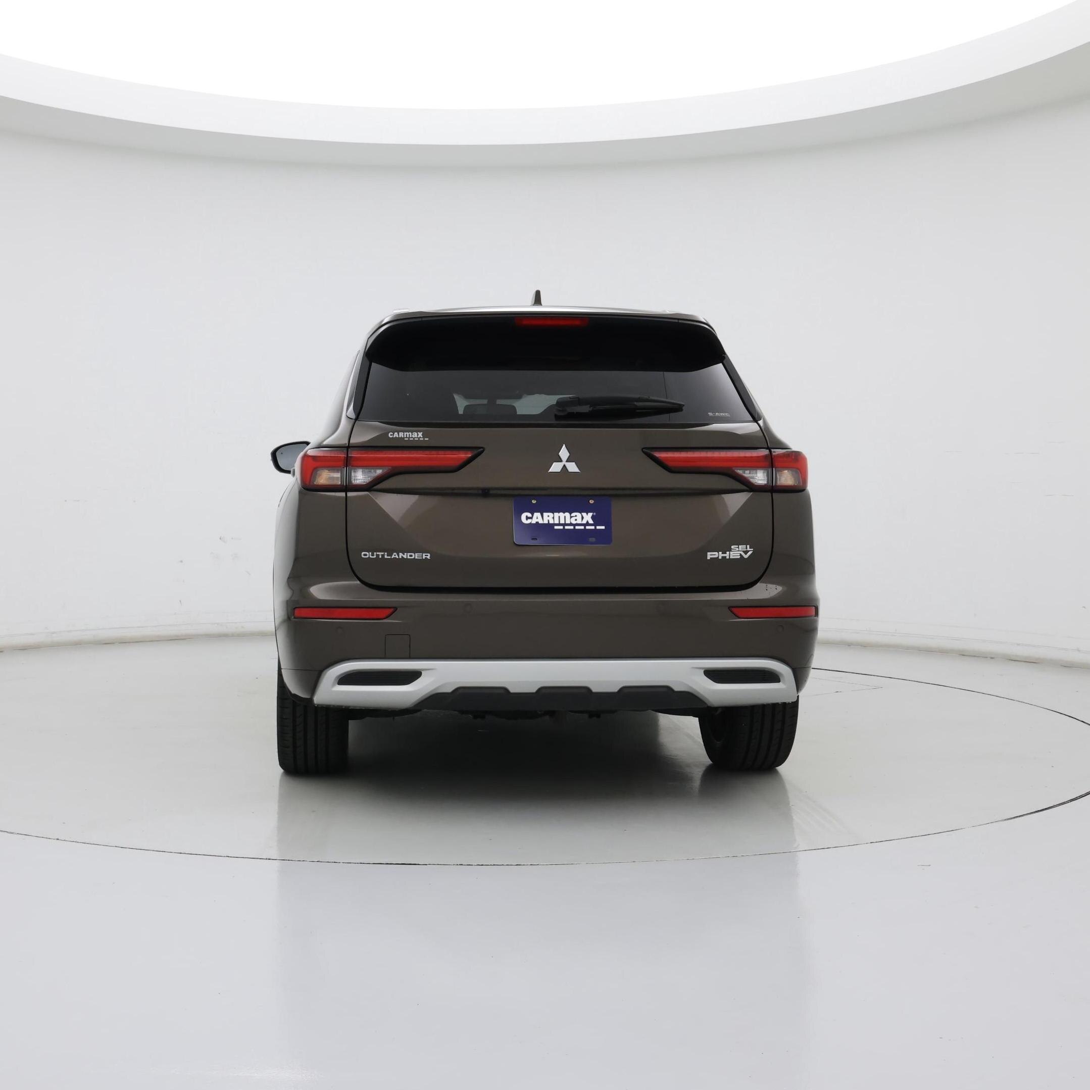 Thumbnail: 2023 Mitsubishi Outlander - 6