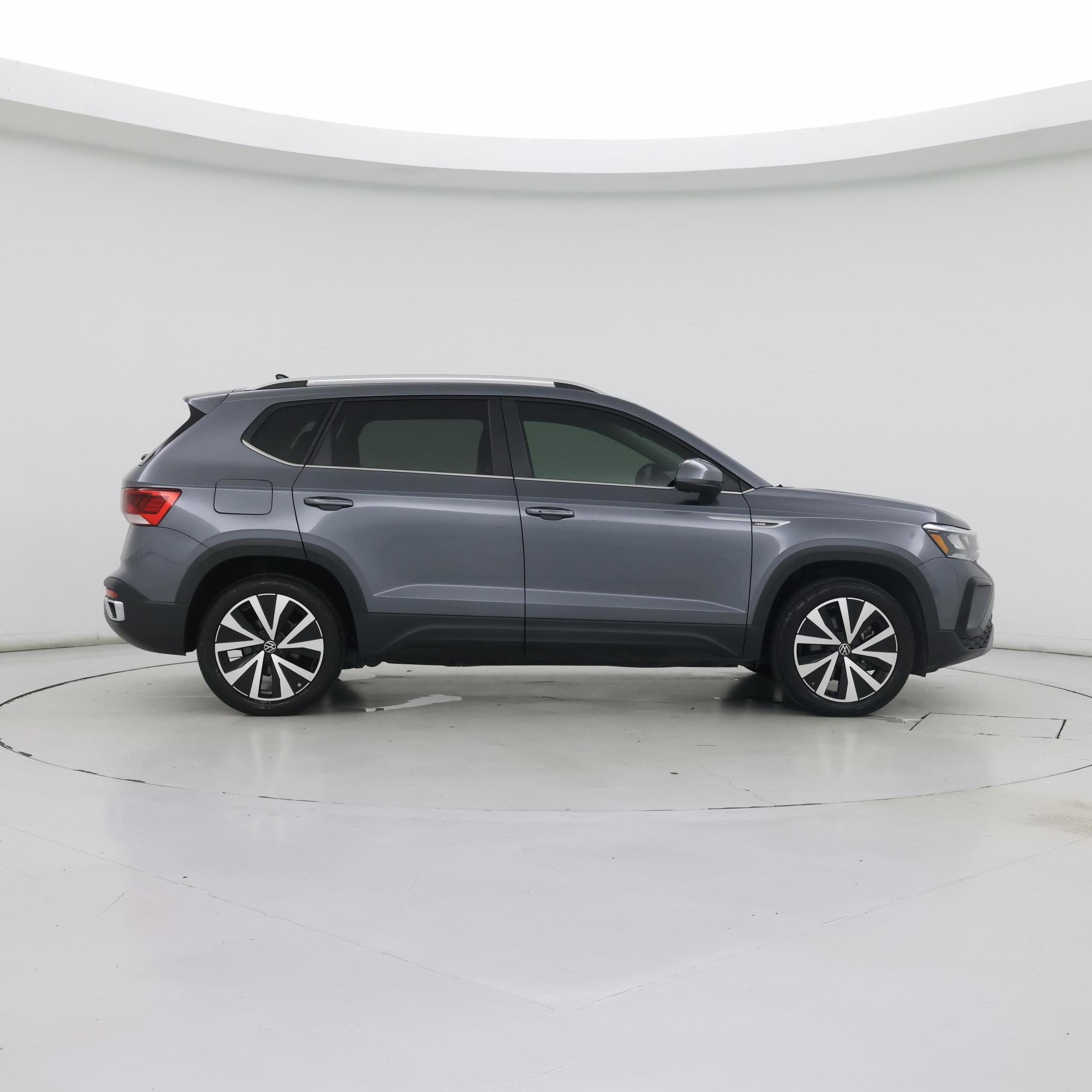 Thumbnail: 2023 Volkswagen Taos - 7