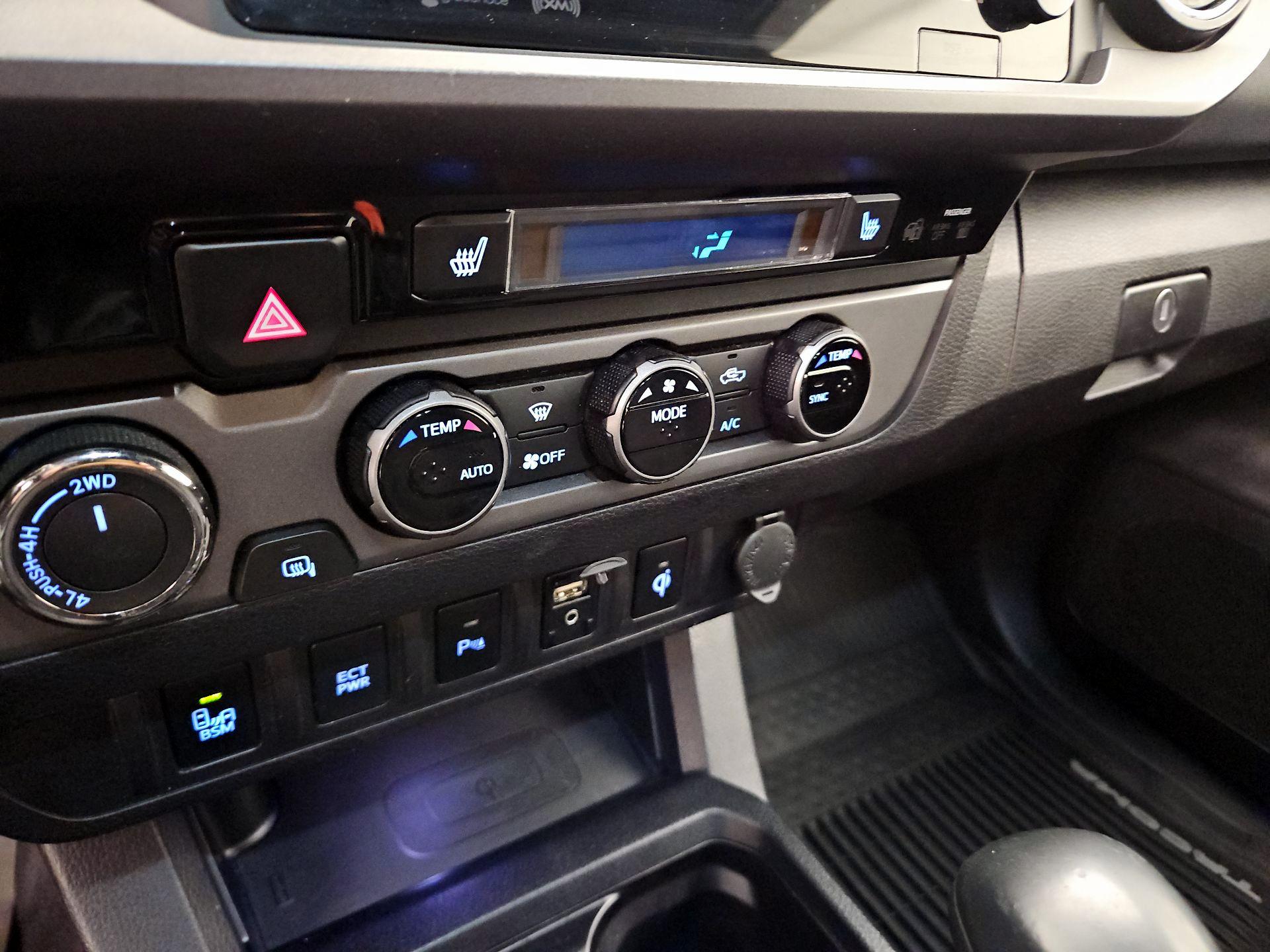 Thumbnail: 2017 Toyota Tacoma - 16