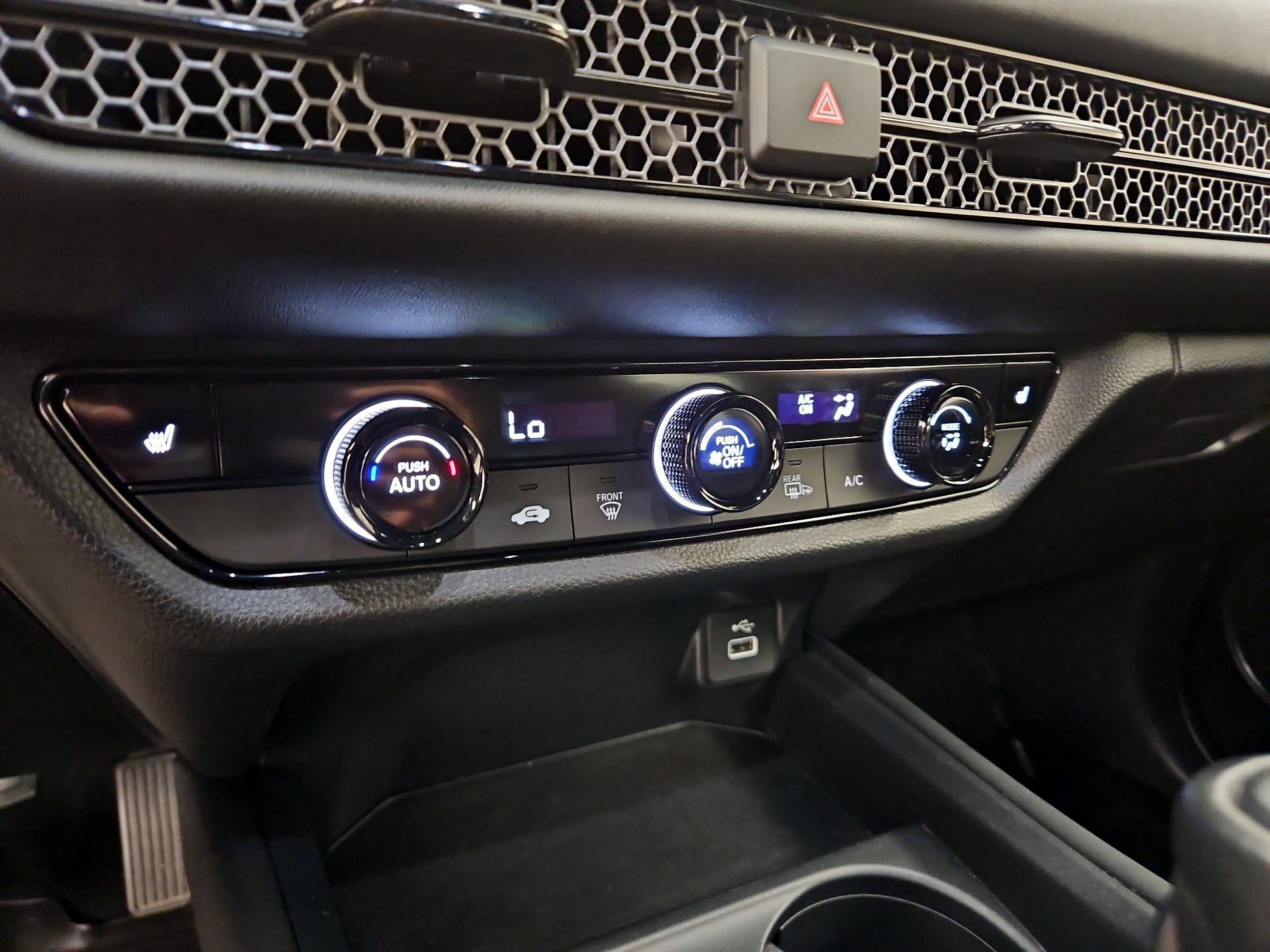 Thumbnail: 2024 Honda HR-V - 16