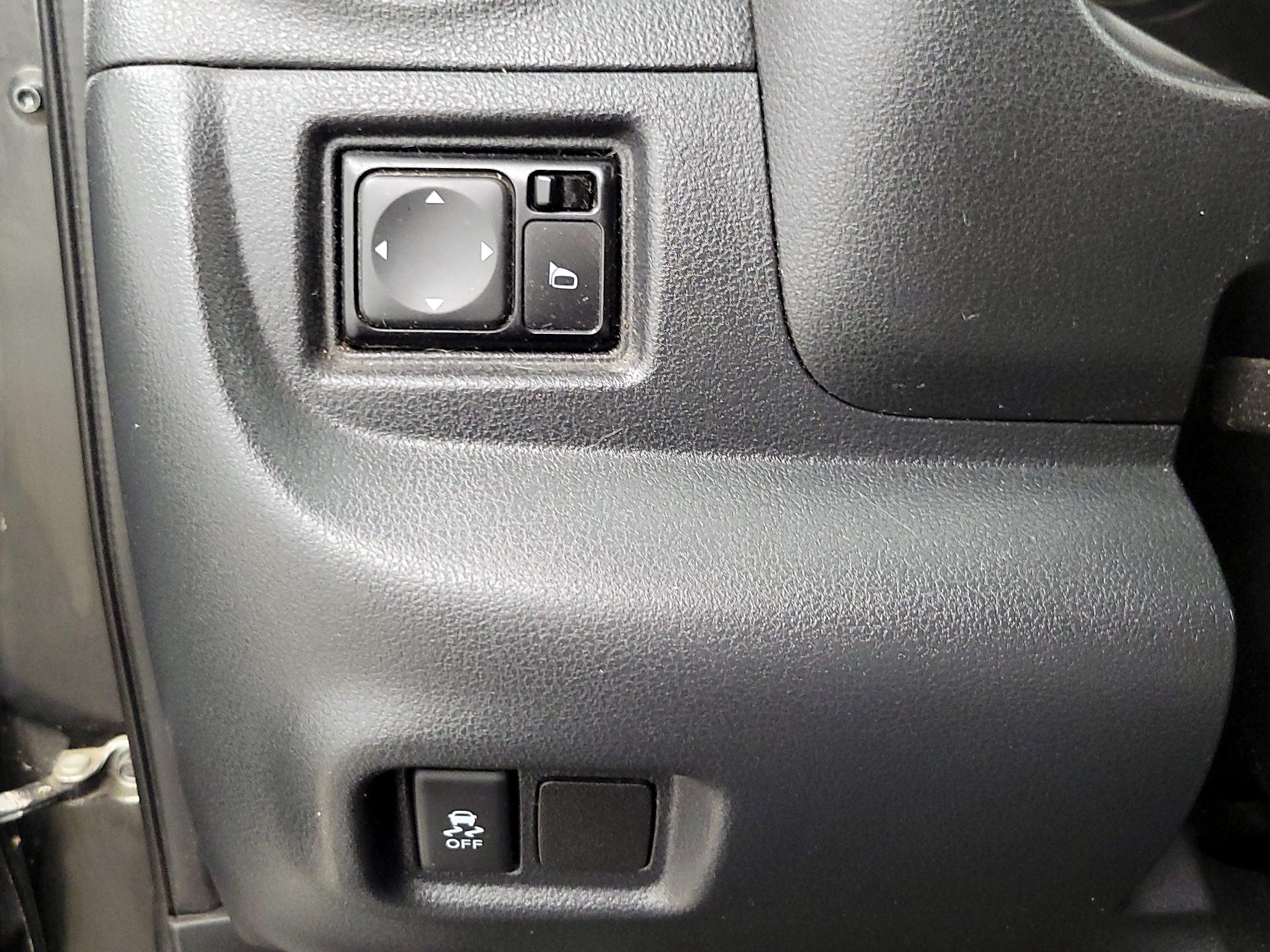 Thumbnail: 2019 Nissan Versa - 13