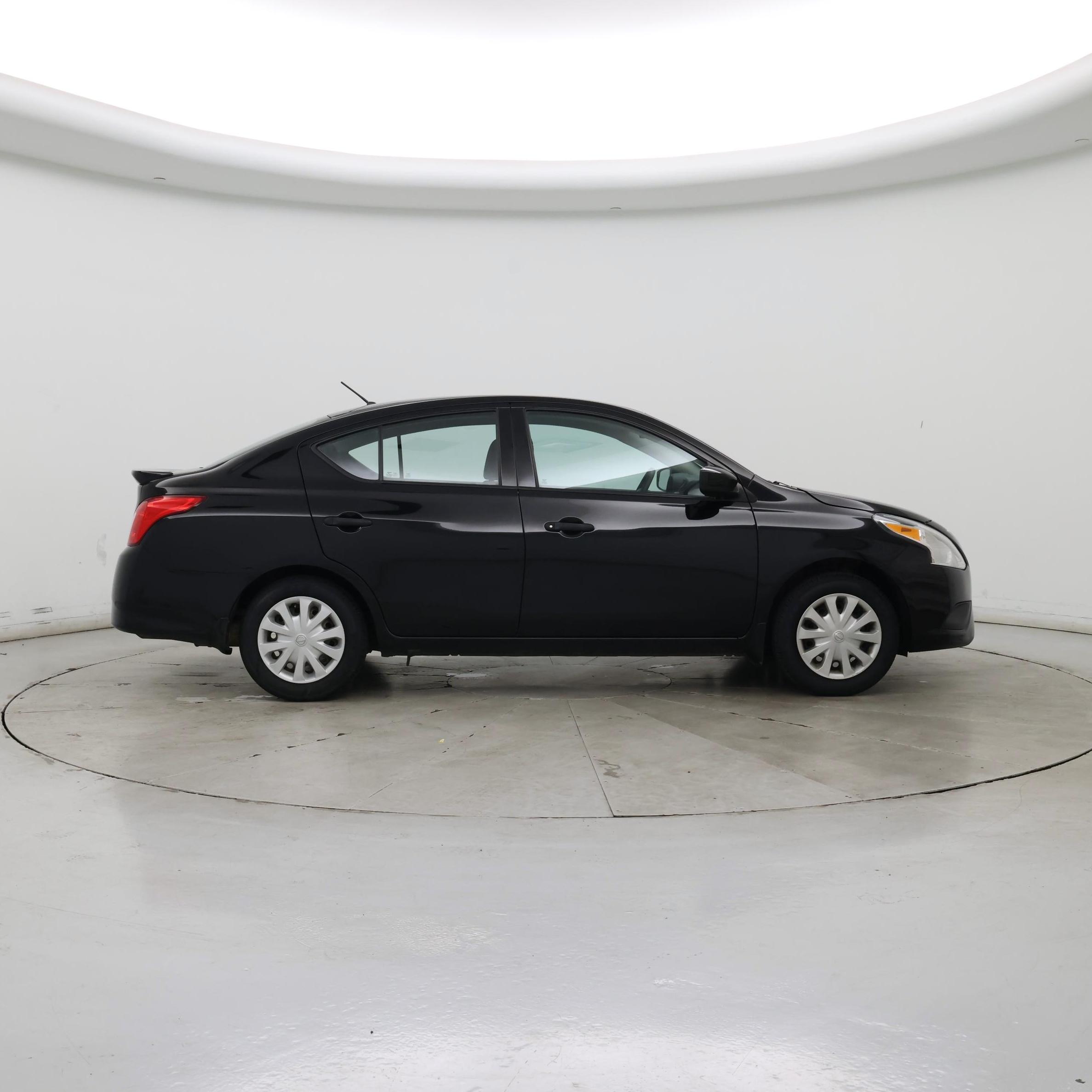 Thumbnail: 2019 Nissan Versa - 7